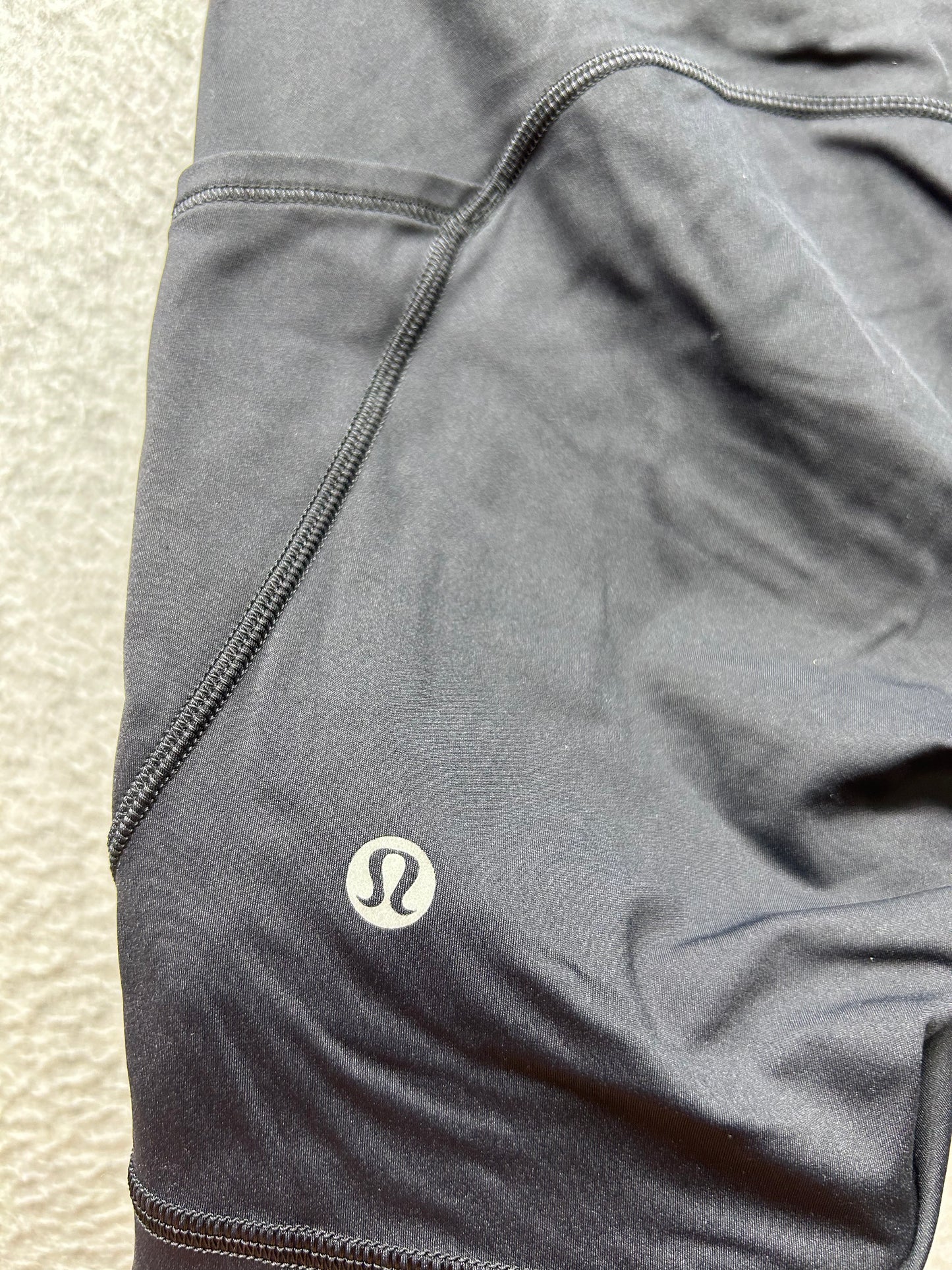 Lululemon Fast And Free Short 6" Size 4 Black