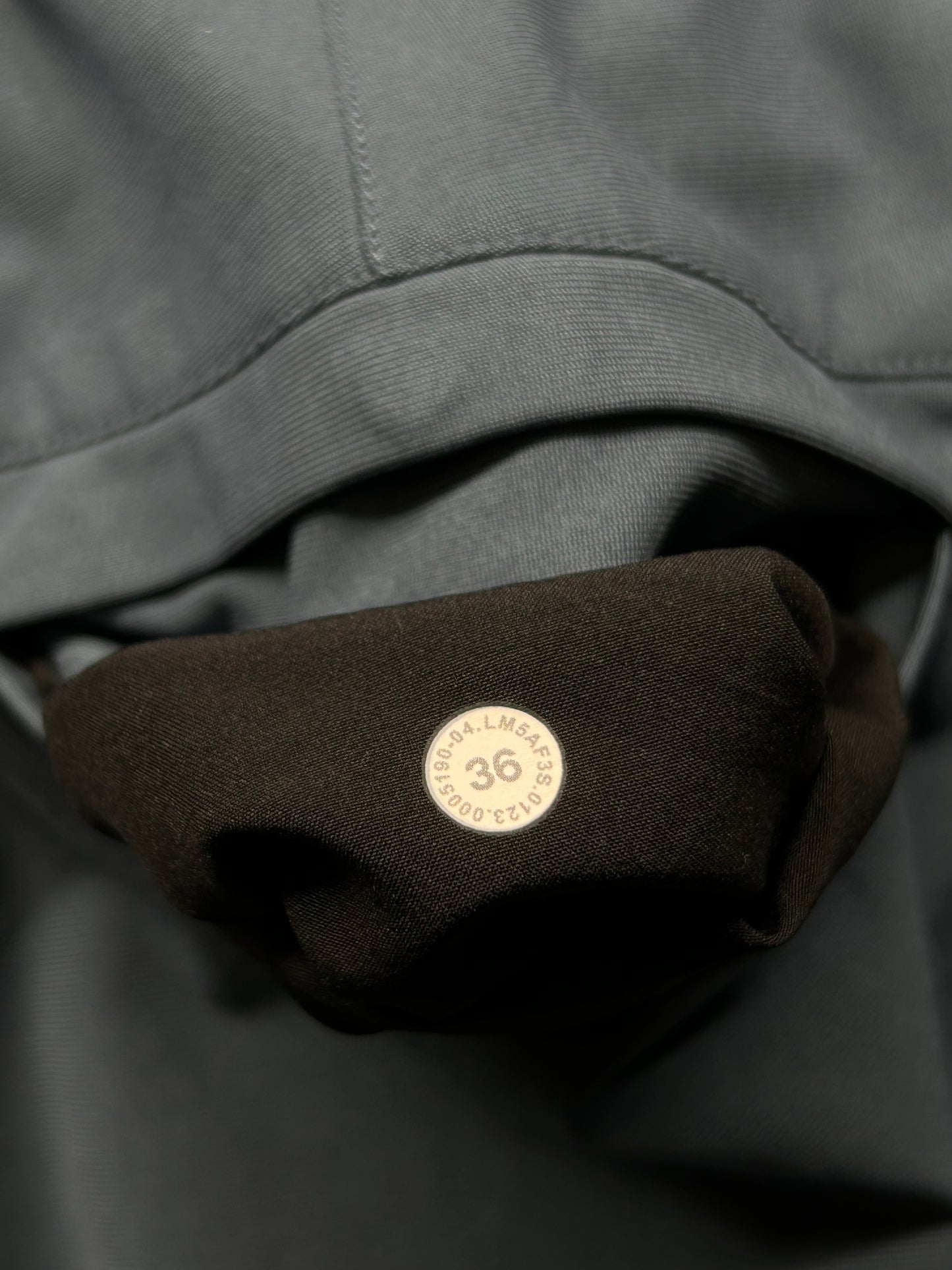 Lululemon Commission Pant Slim Mens Size 36x32 Warpstreme Iron Blue
