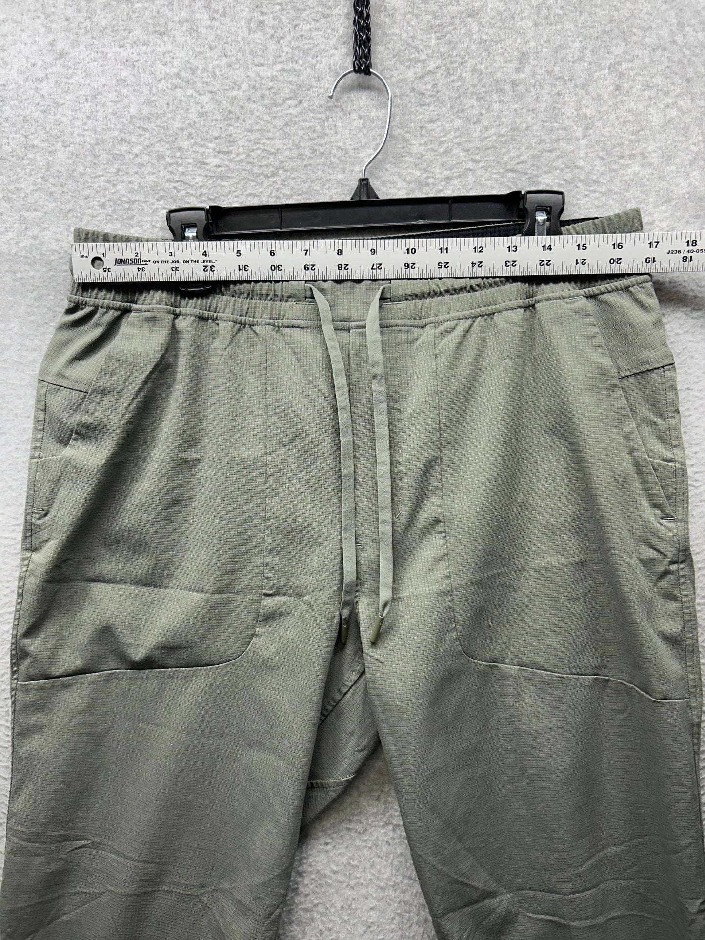 Lululemon ABC Jogger WovenAir Mens Size XL Grey Sage