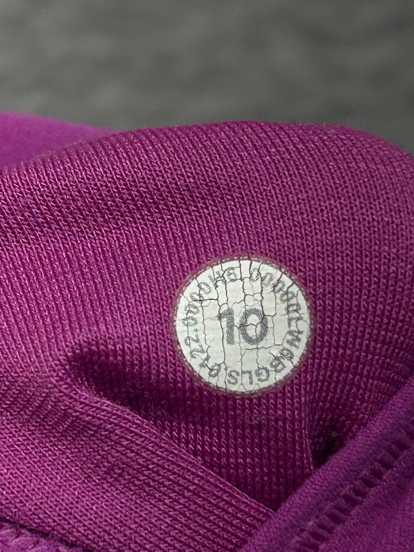 Lululemon Align High-Rise Crop 23" Size 10 Vivid Plum