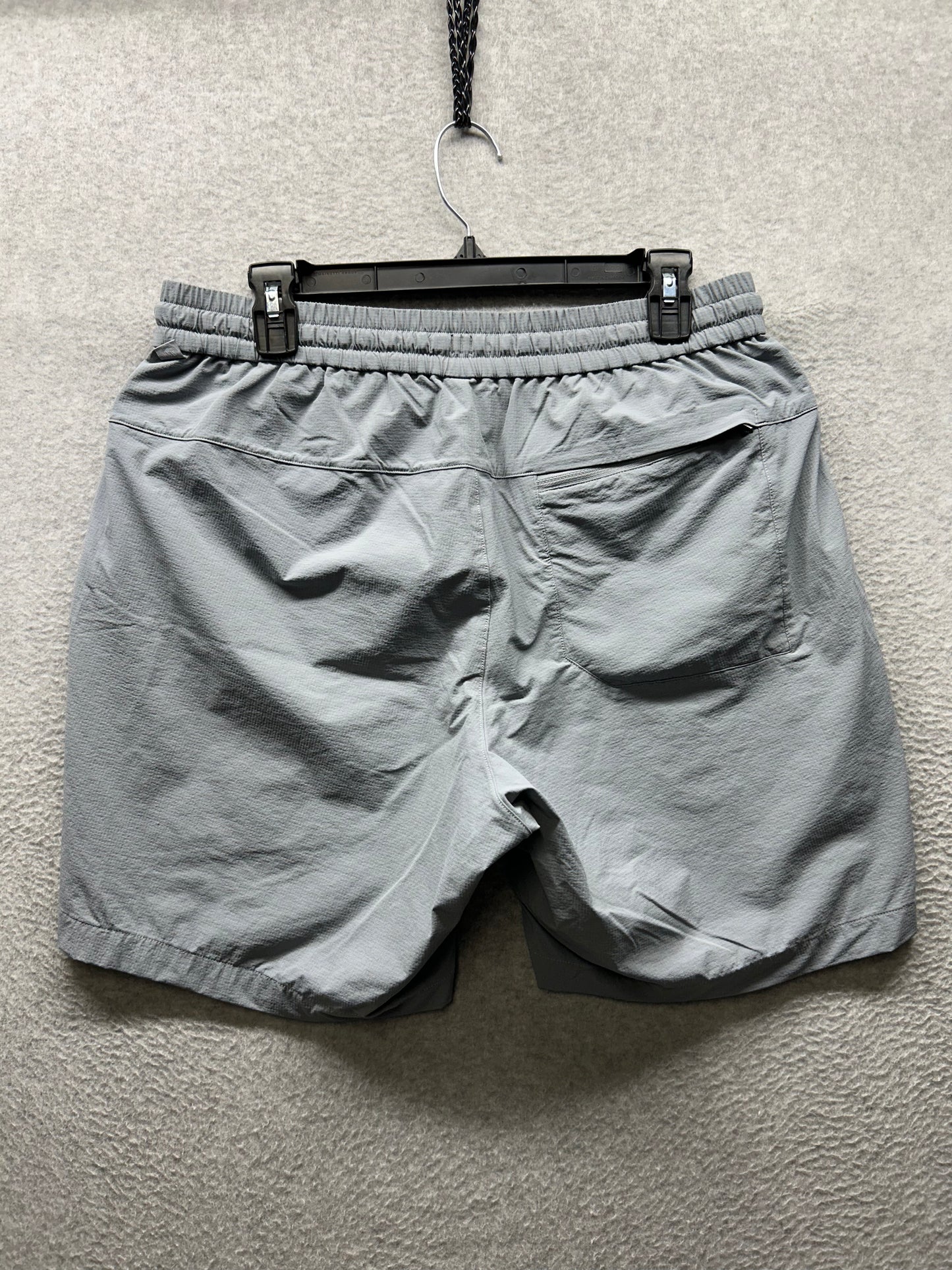 Lululemon Bowline Short 8" Ripstop Mens Size Large Gull Grey