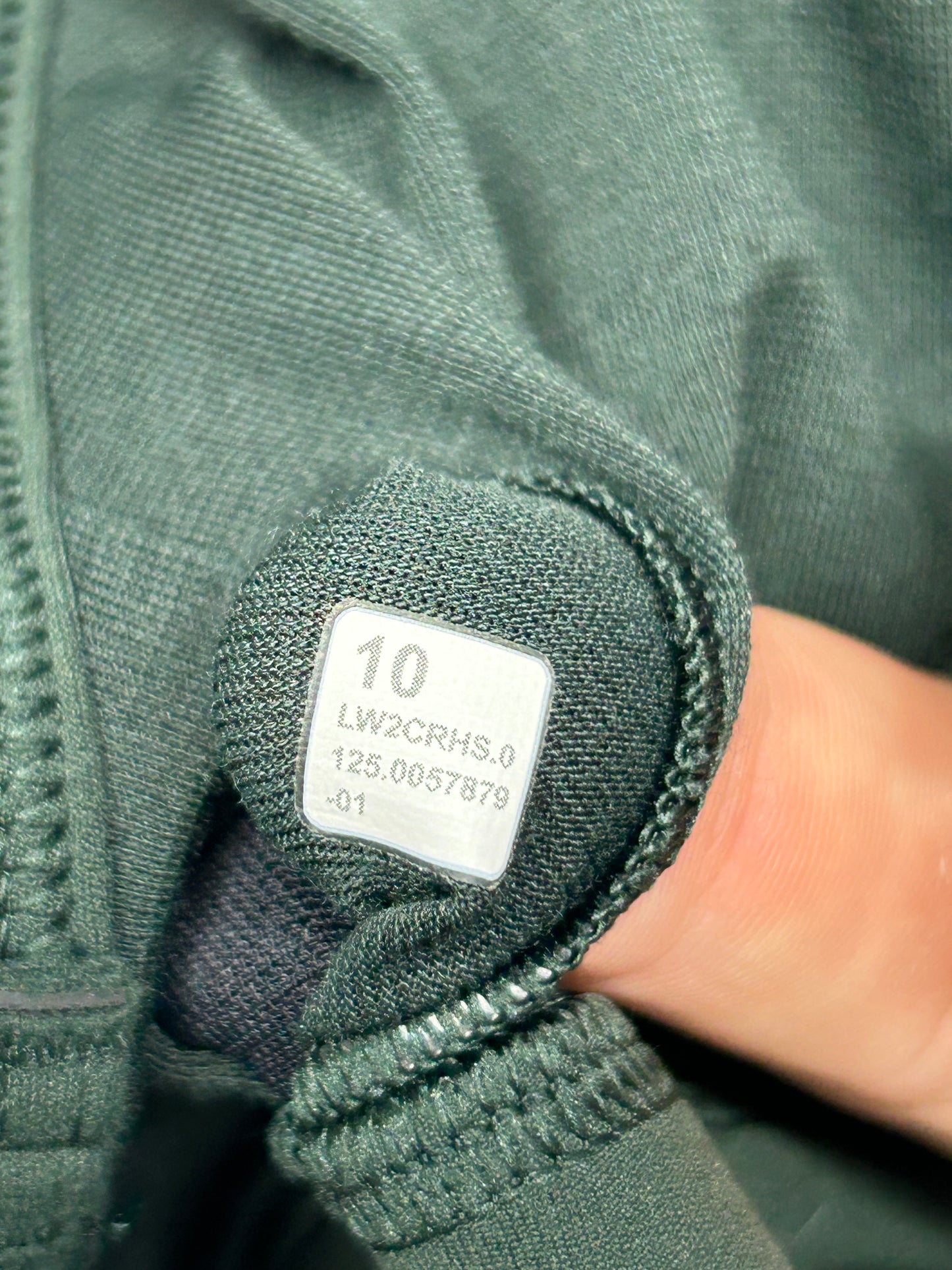 Lululemon Flow Y Bra Nulu Size 10 (Square) Rainforest Green