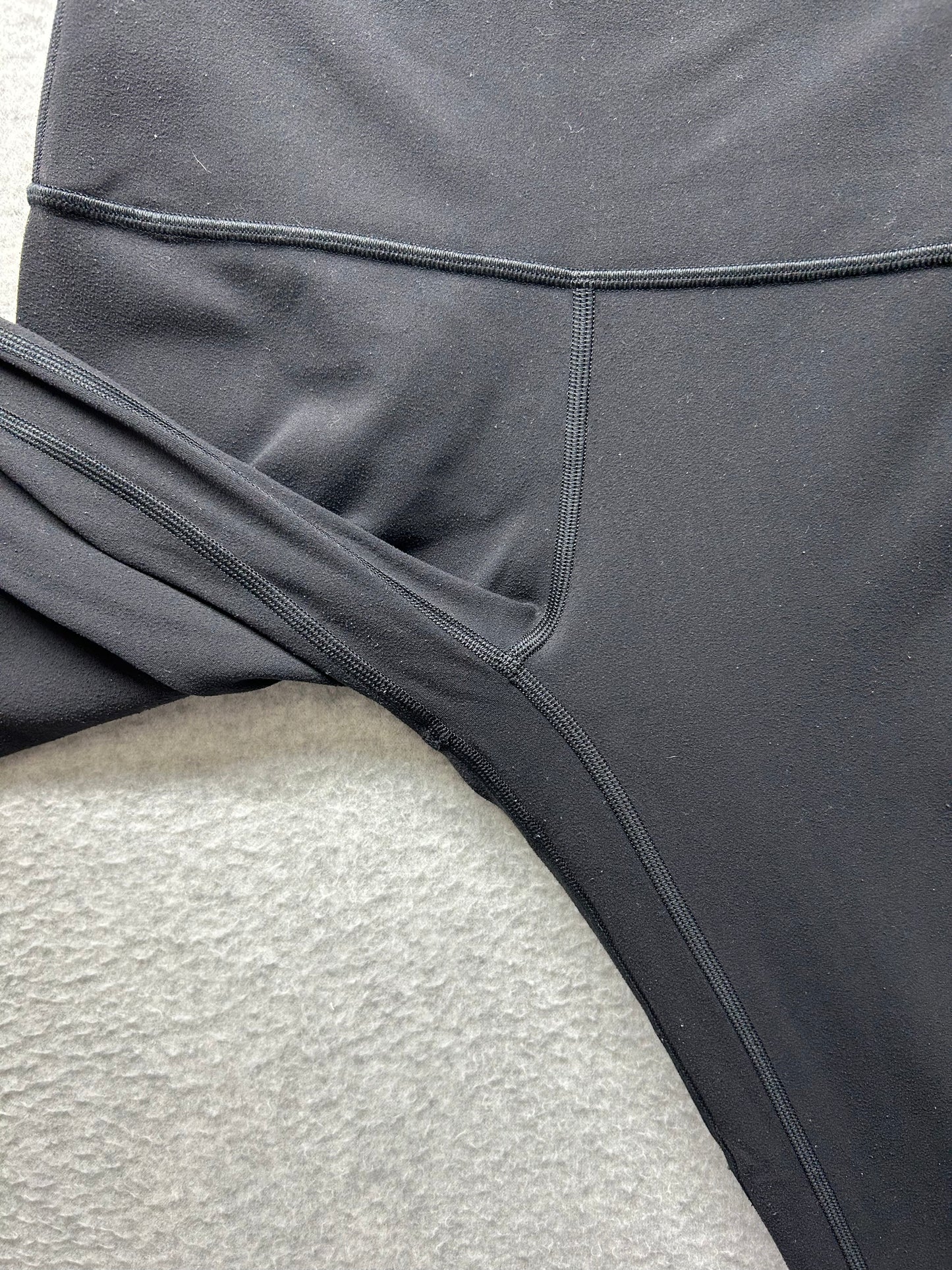 Lululemon Align Pant II 25" Size 4 Black