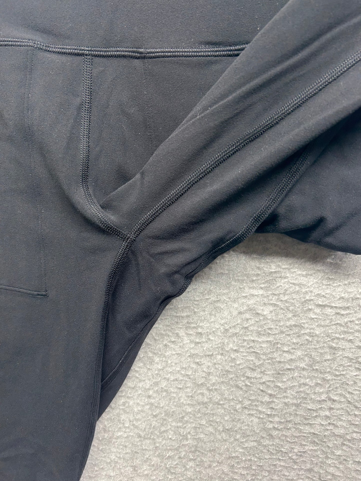Lululemon Align Jogger 28" Size 2Black