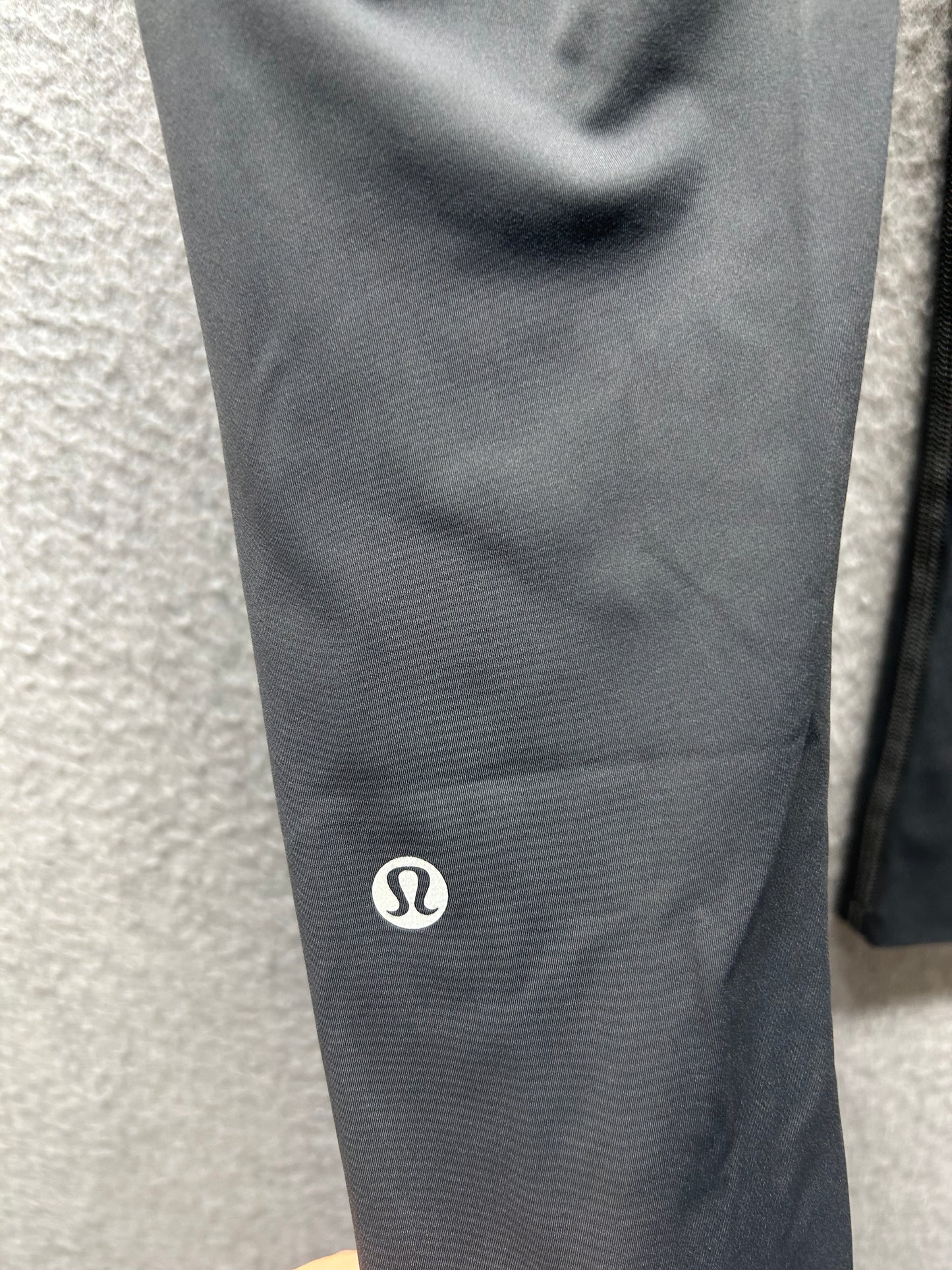 Lululemon Fast and Free Crop II 18" Size 0 Non-Reflective Graphite Grey