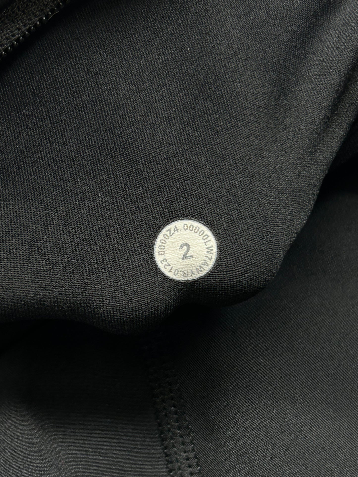 Lululemon Speed Up Short 2.5" Size 2 Black