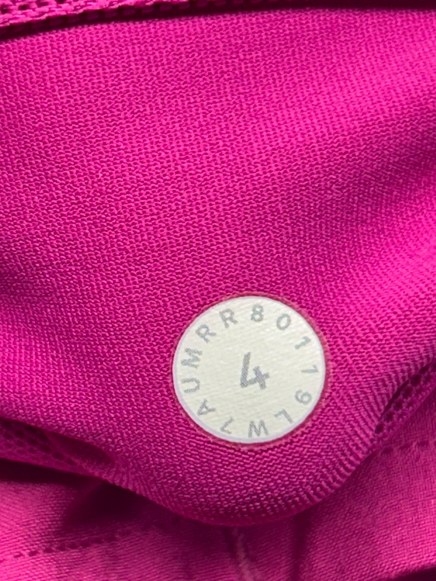 Lululemon Speed Up Short 2.5" Size 4 Fantom Fuchsia