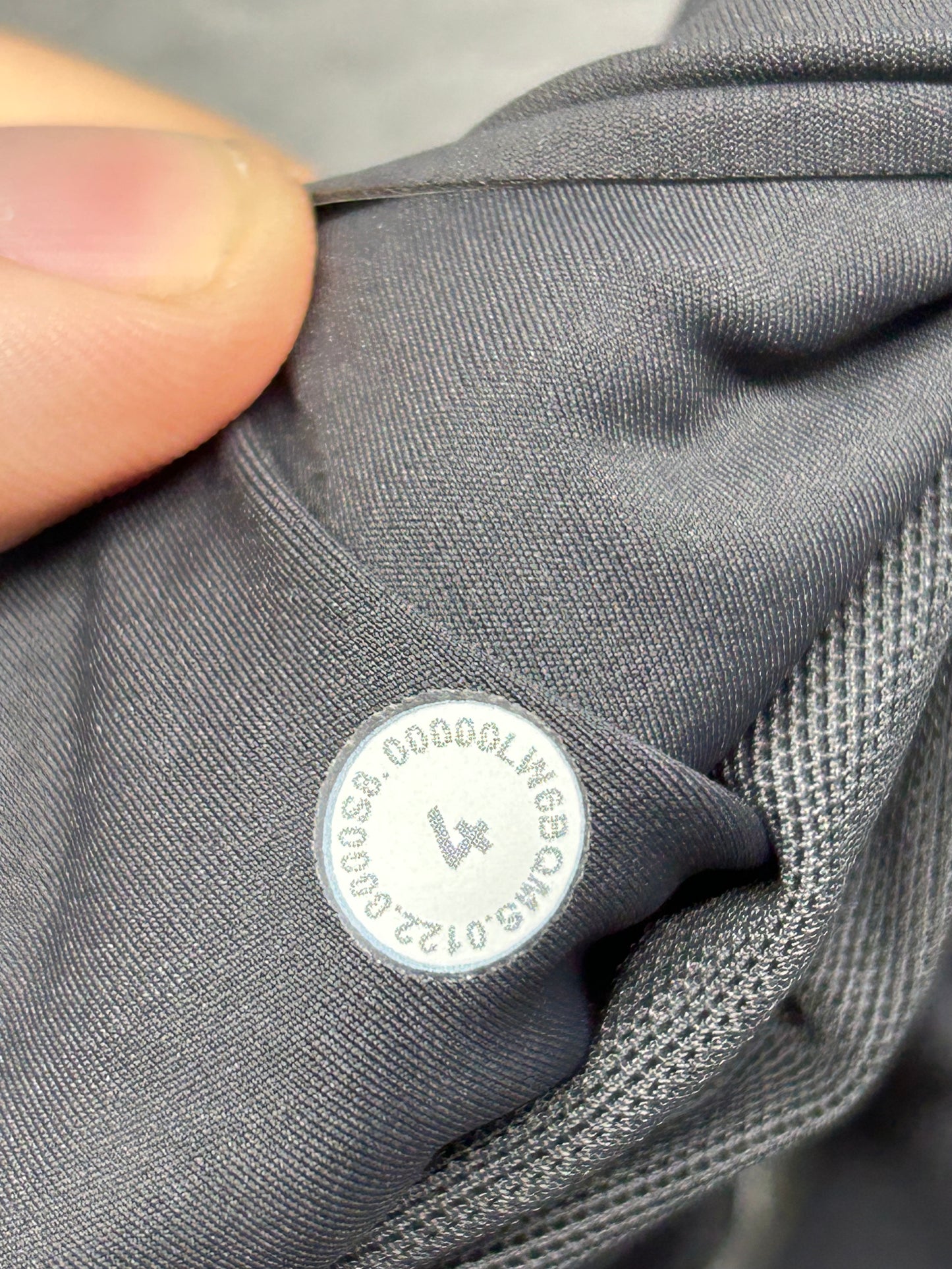 Lululemon Base Pace High-Rise Crop 21" Size 4 Graphite Gray