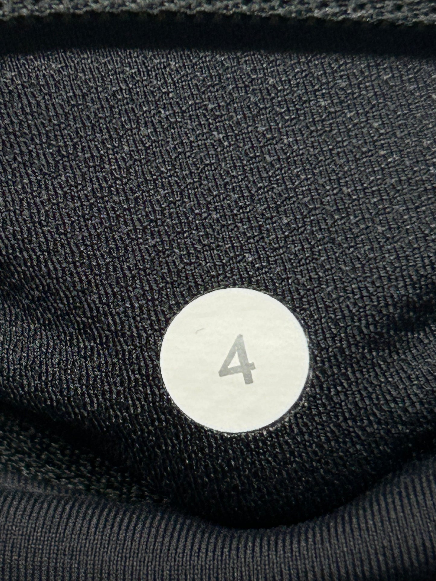Lululemon Speed Short 2.5" Size 4 Black