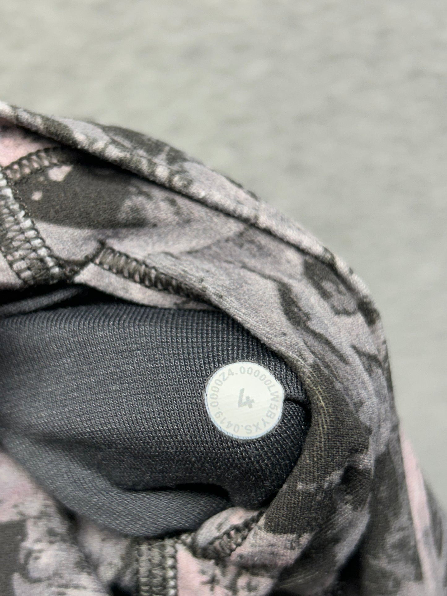 Lululemon Align Pant II 25" Size 4 Floral Illusion Ice Grey Multi