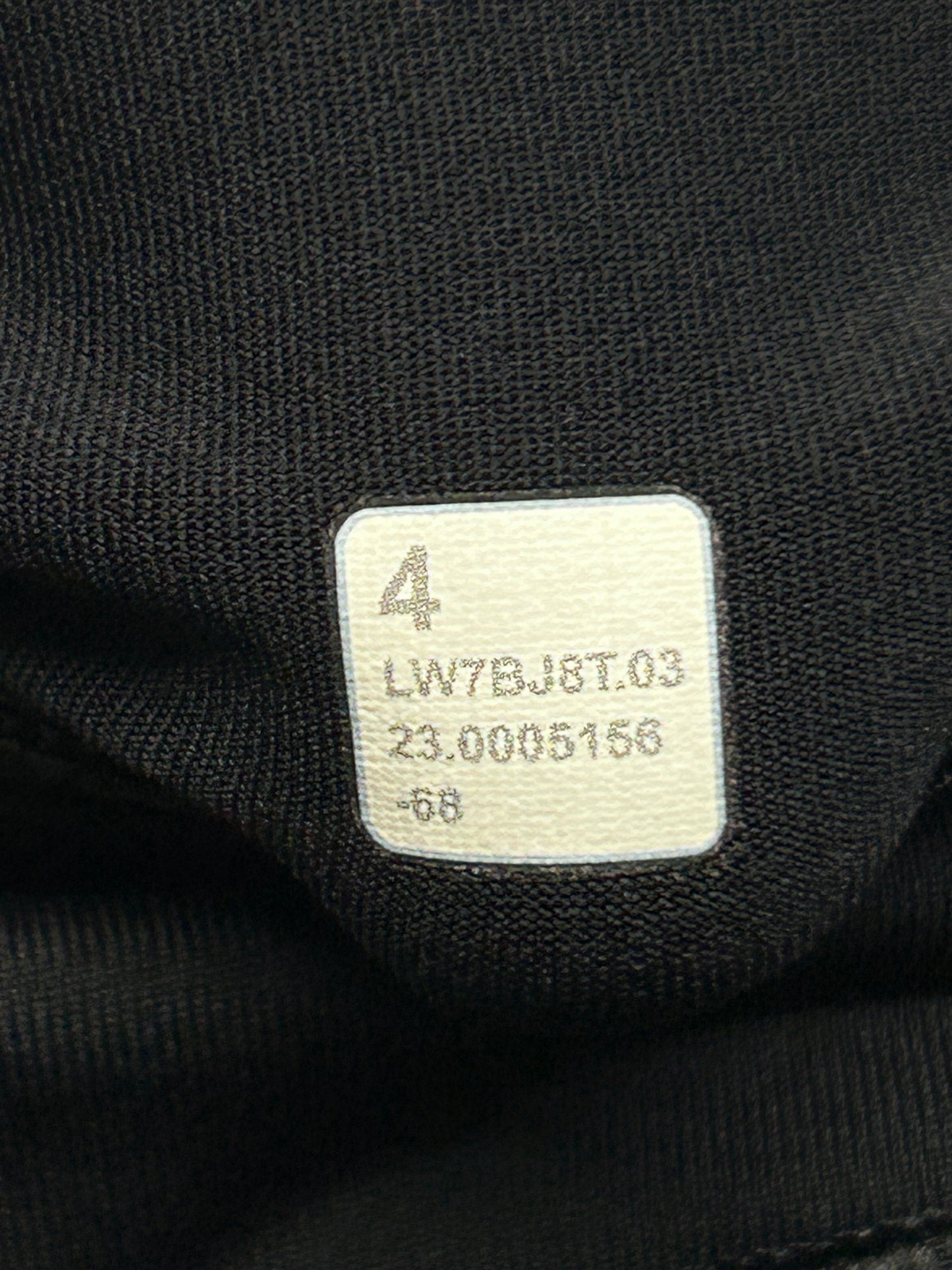 Lululemon Speed Up High-Rise Short 4" Size 4 (Square) Long Black