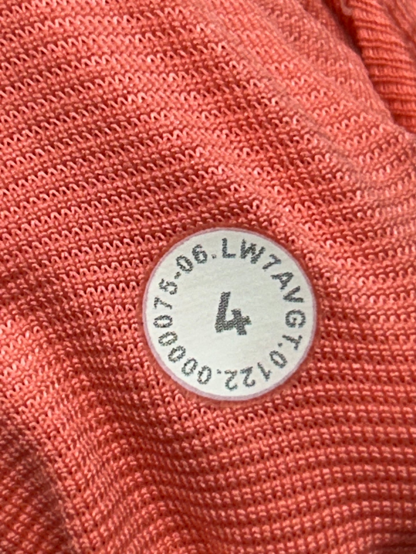 Lululemon Hotty Hot Low Rise Short 4" Size 4 Raspberry Cream