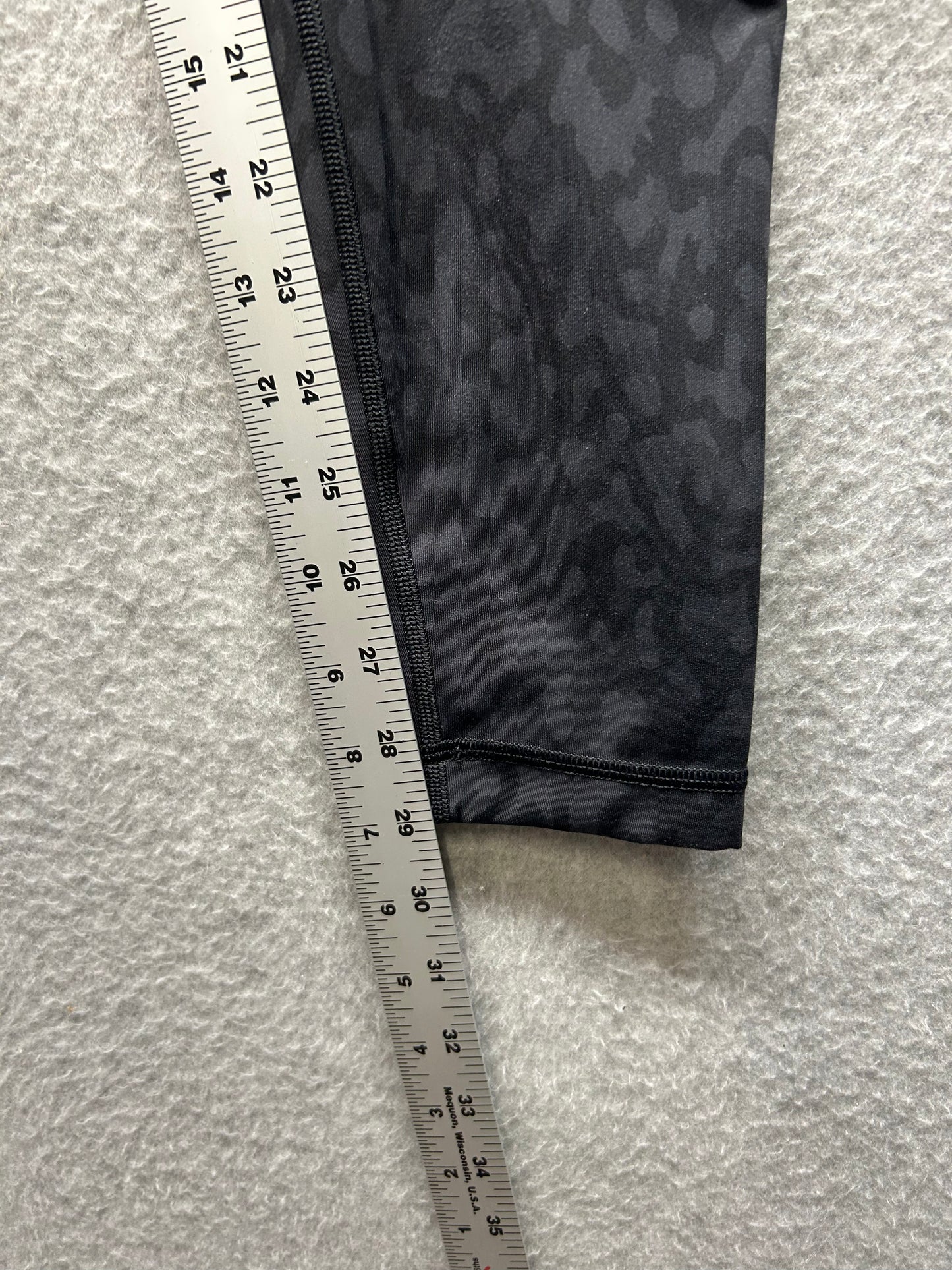 Lululemon Wunder Under High-Rise Tight 28" Full-On Luxtreme Size 8 Formation Camo Deep Coal Multi