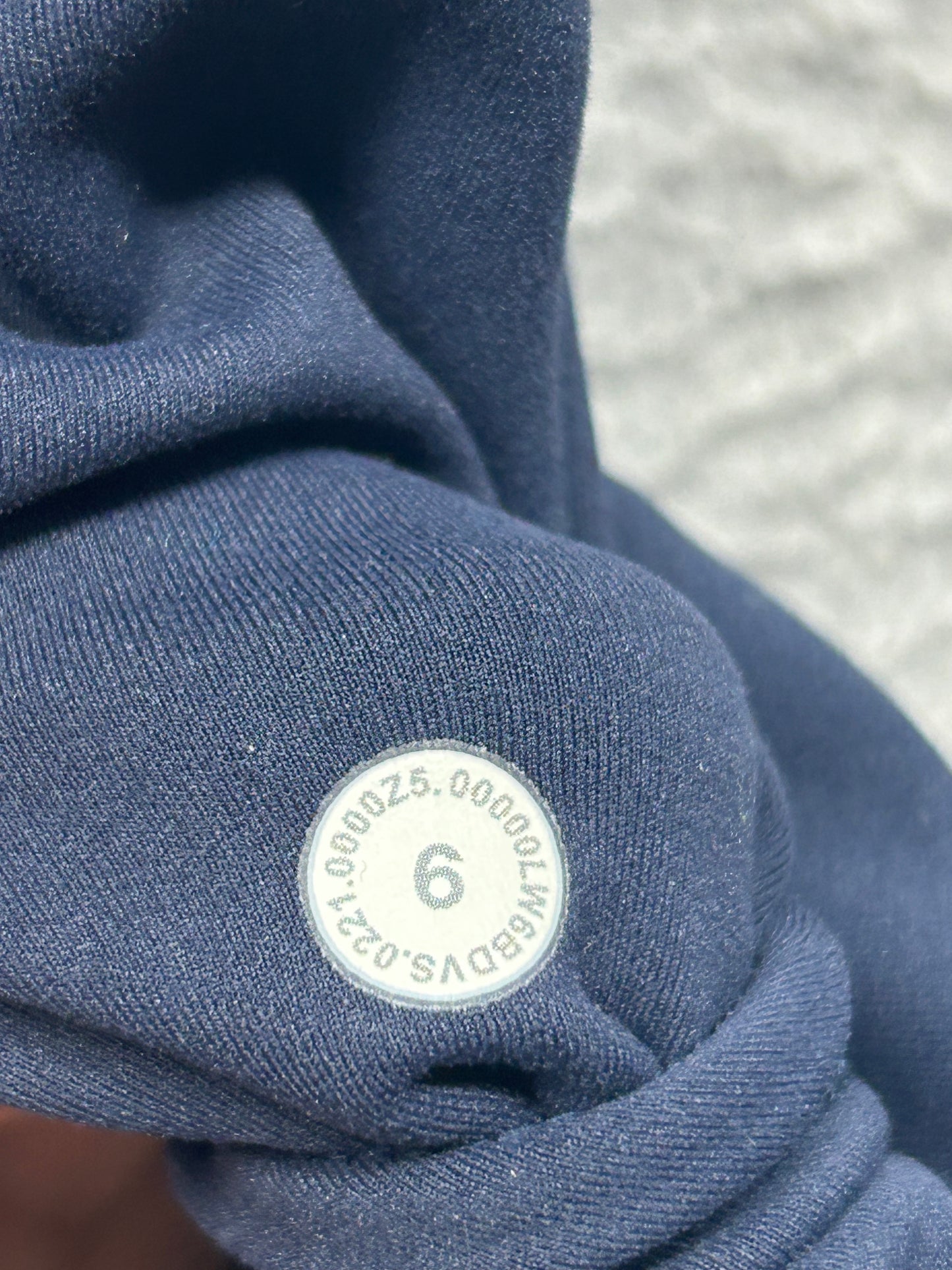 Lululemon Invigorate High-Rise Crop 23" Size 6 True Navy