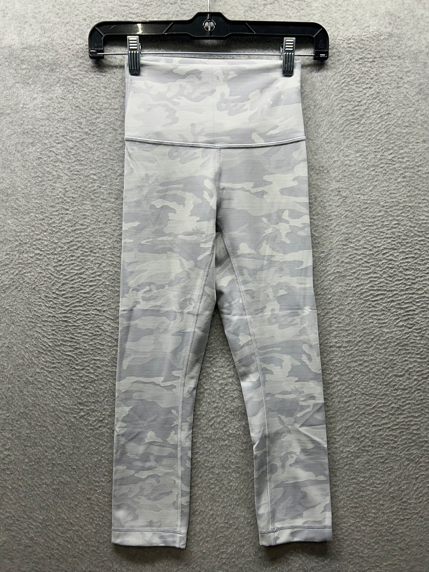 Lululemon Wunder Under Crop Luxtreme 22" Size 2 Incognito Camo Jacquard Alpine White Starlight