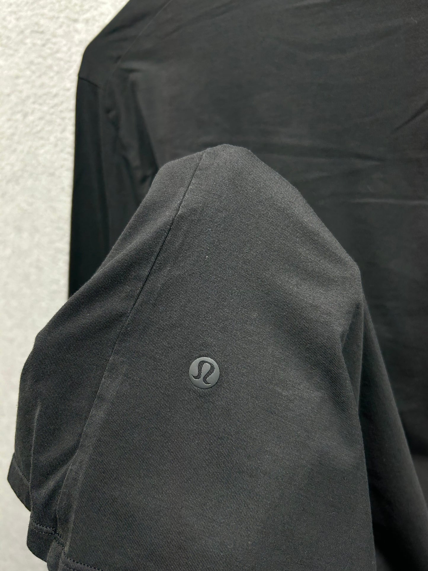 Lululemon The Fundamental Long Sleeve Shirt Mens Size M/L Black