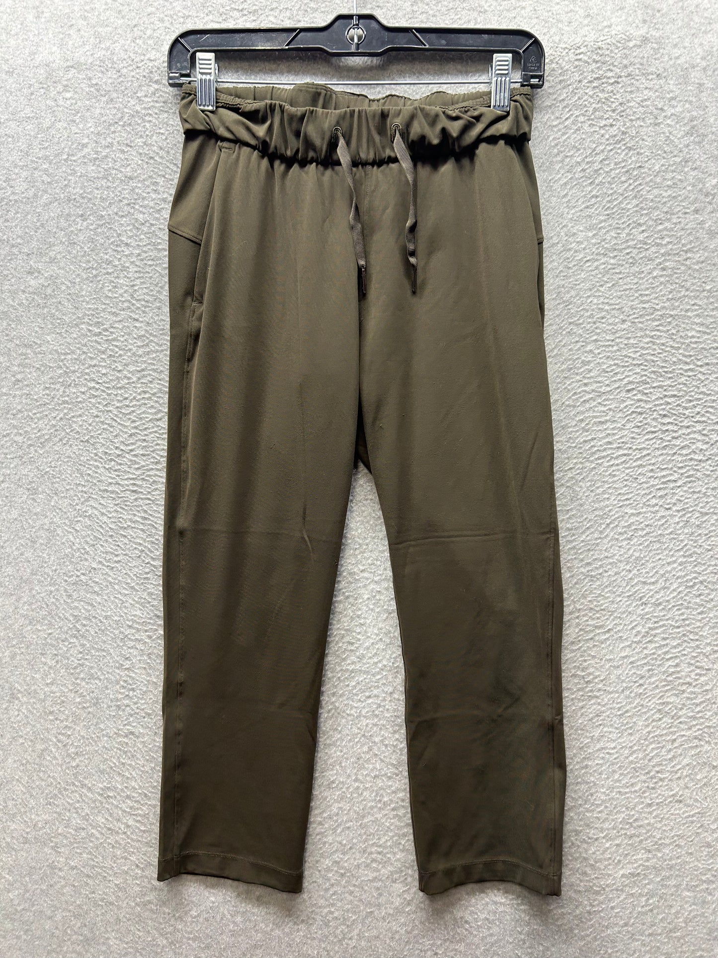 Lululemon On The Fly Crop 23" Size 2 Dark Olive