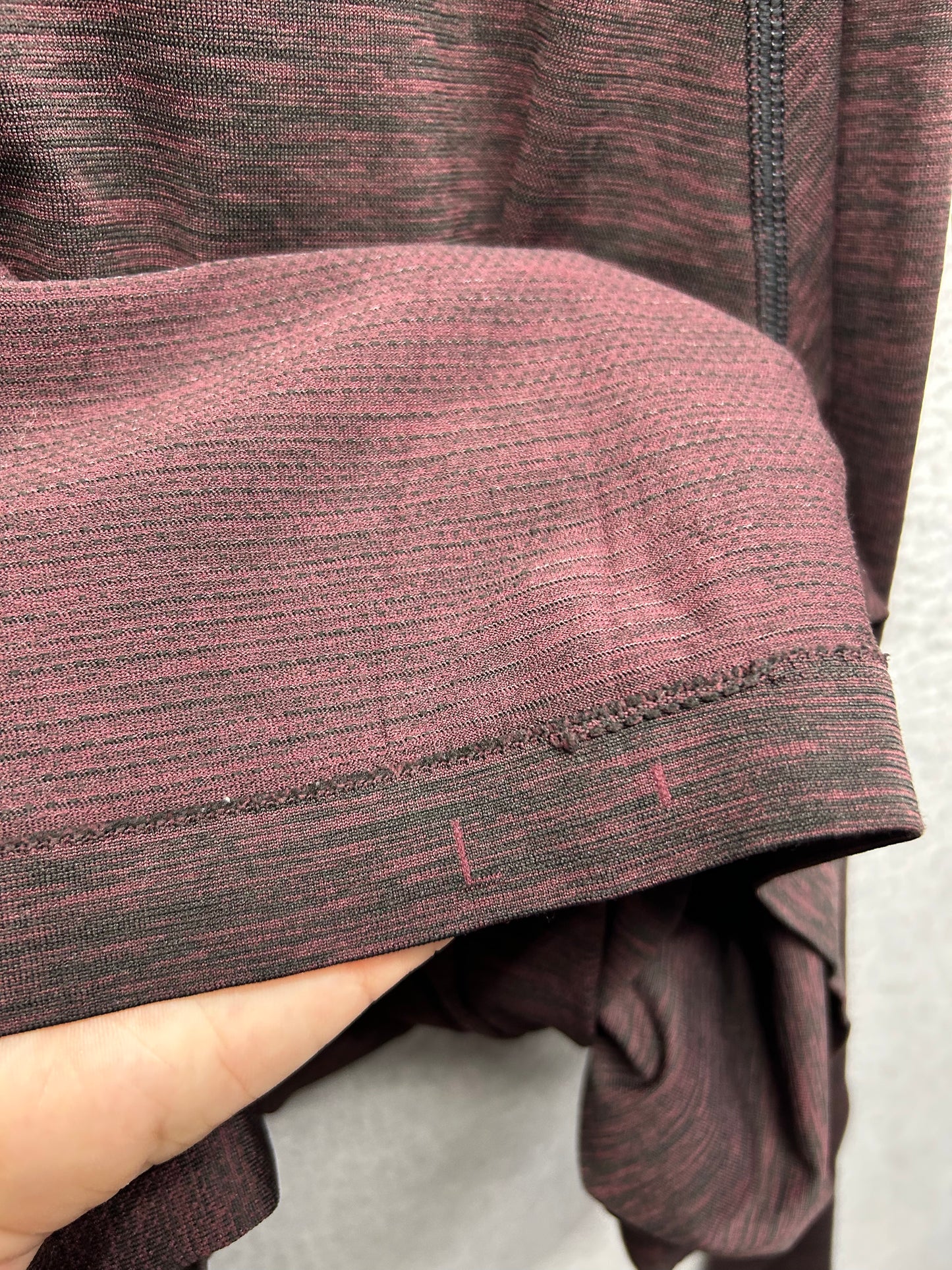Lululemon Metal Vent Tech Long Sleeve Size Large Red