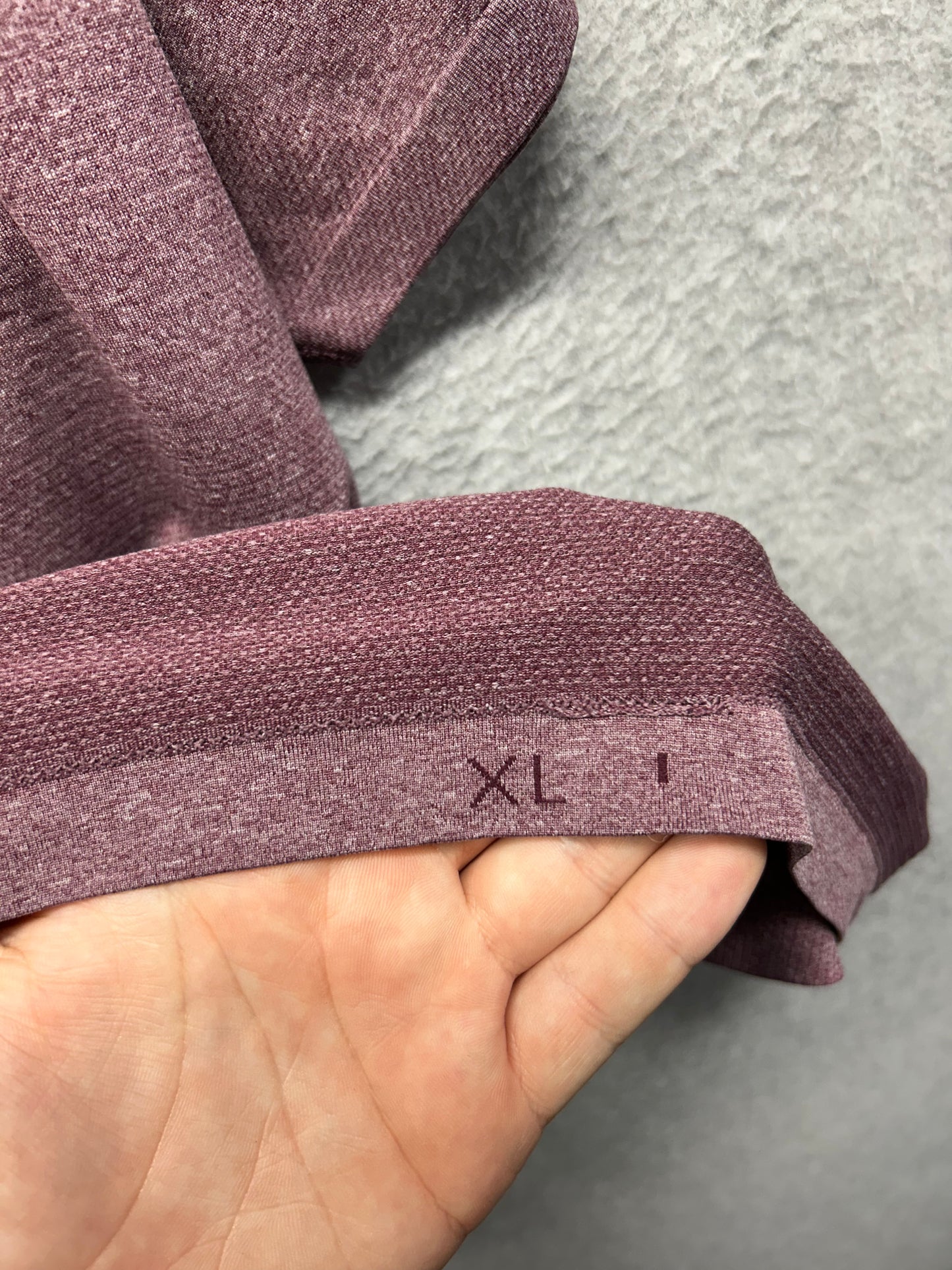 Lululemon Metal Vent Tech Short Sleeve Size XL Red | Purple
