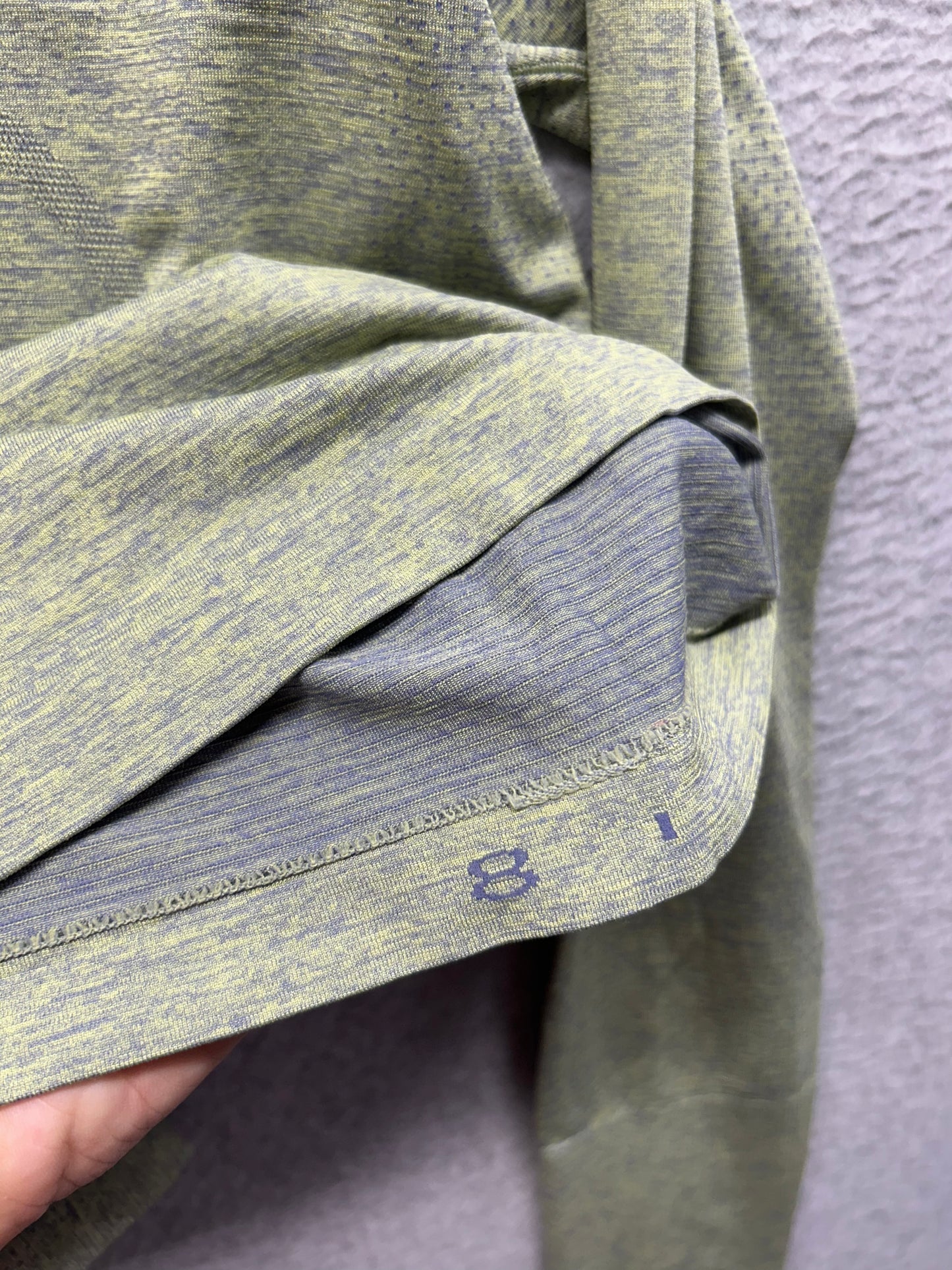 Lululemon Swiftly Tech Long Sleeve 2.0 Size 8 Asphalt Grey