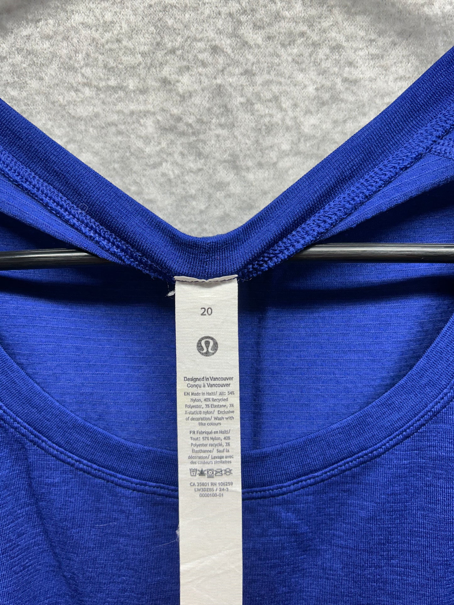 Lululemon Swiftly Tech Short-Sleeve Shirt 2.0 Hip Length Size 20 Cerulean Blue