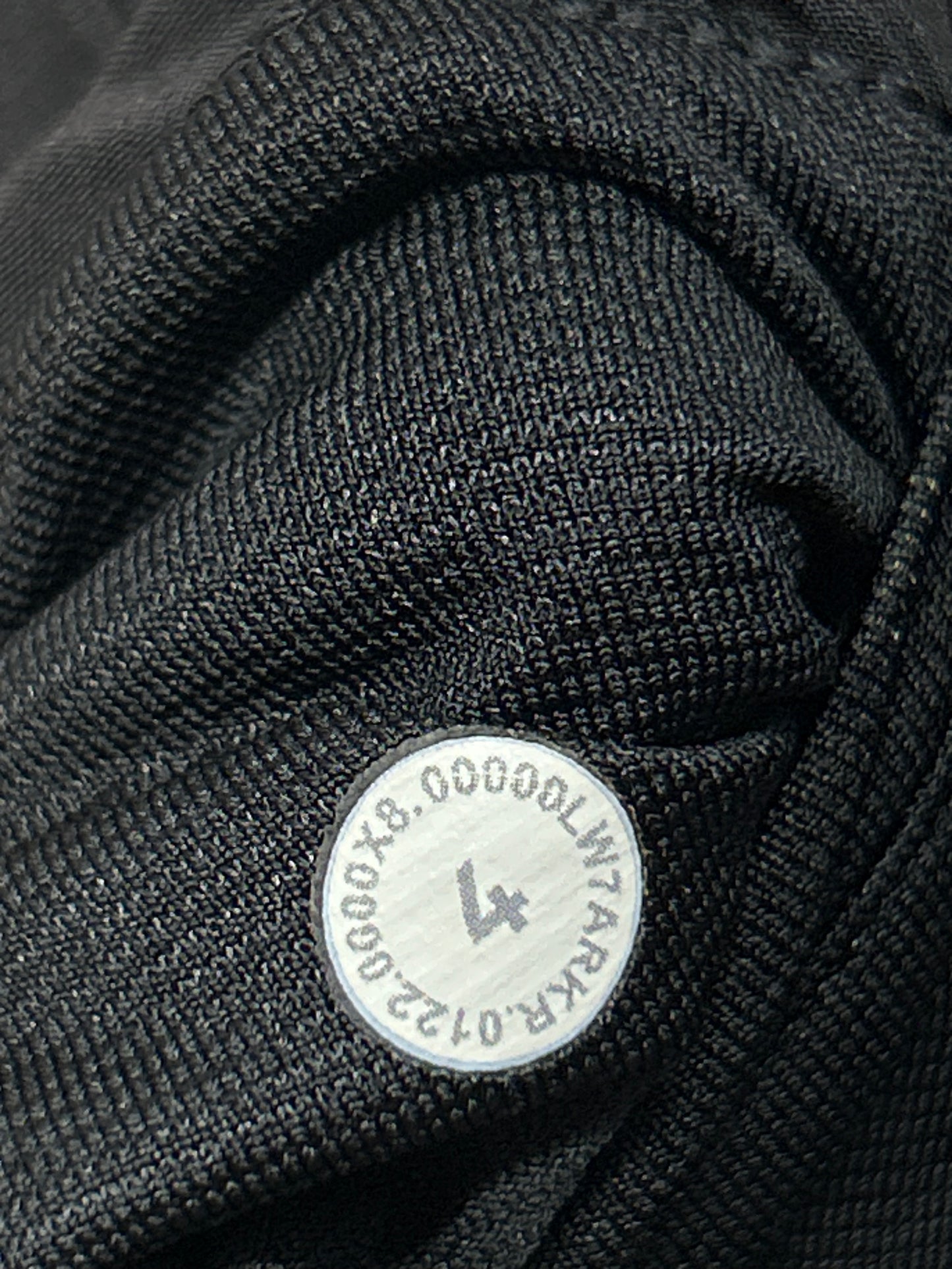 Lululemon Hotty Hot Short II 2.5" Size 4 Black