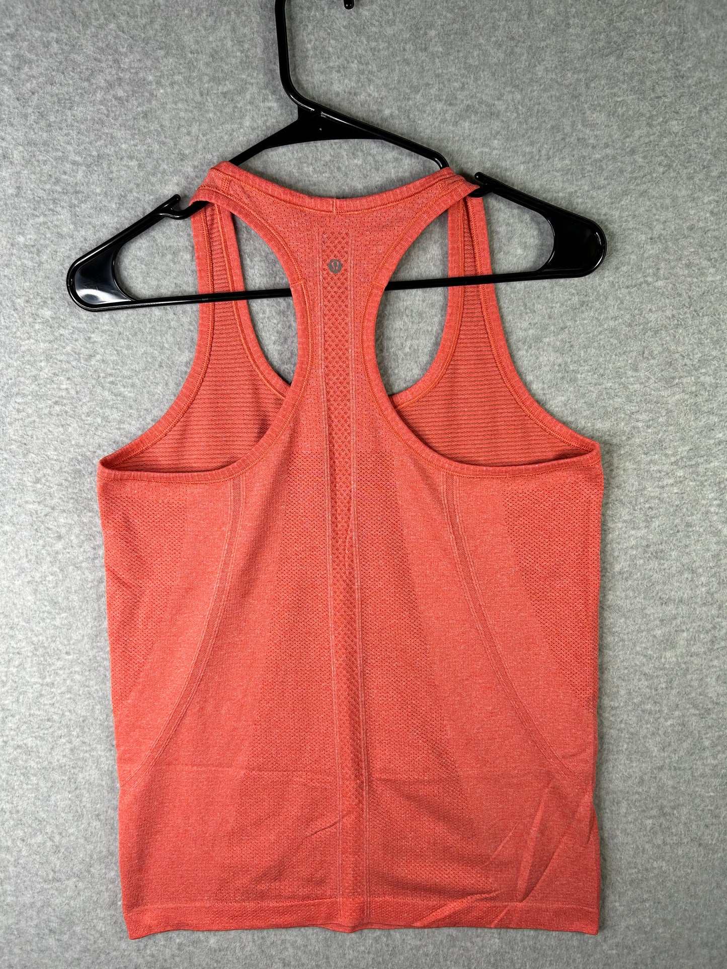 Lululemon Run: Swiftly Tech Racerback Size 8 Heathered Very Light Flare