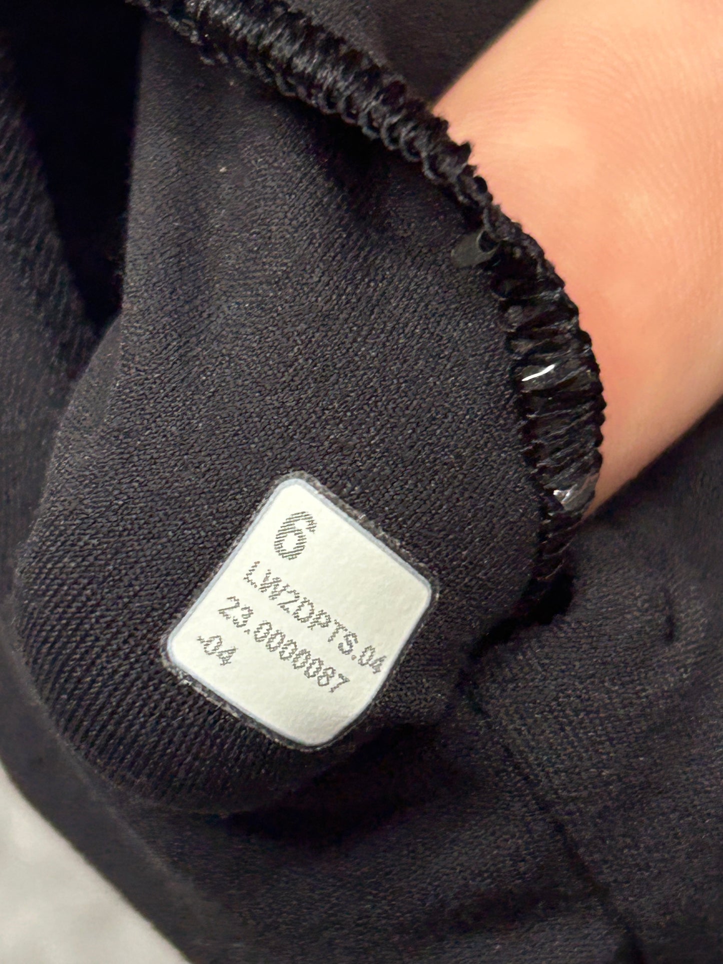 Lululemon Align Asymmetrical Bra Size 6 (Square) Black