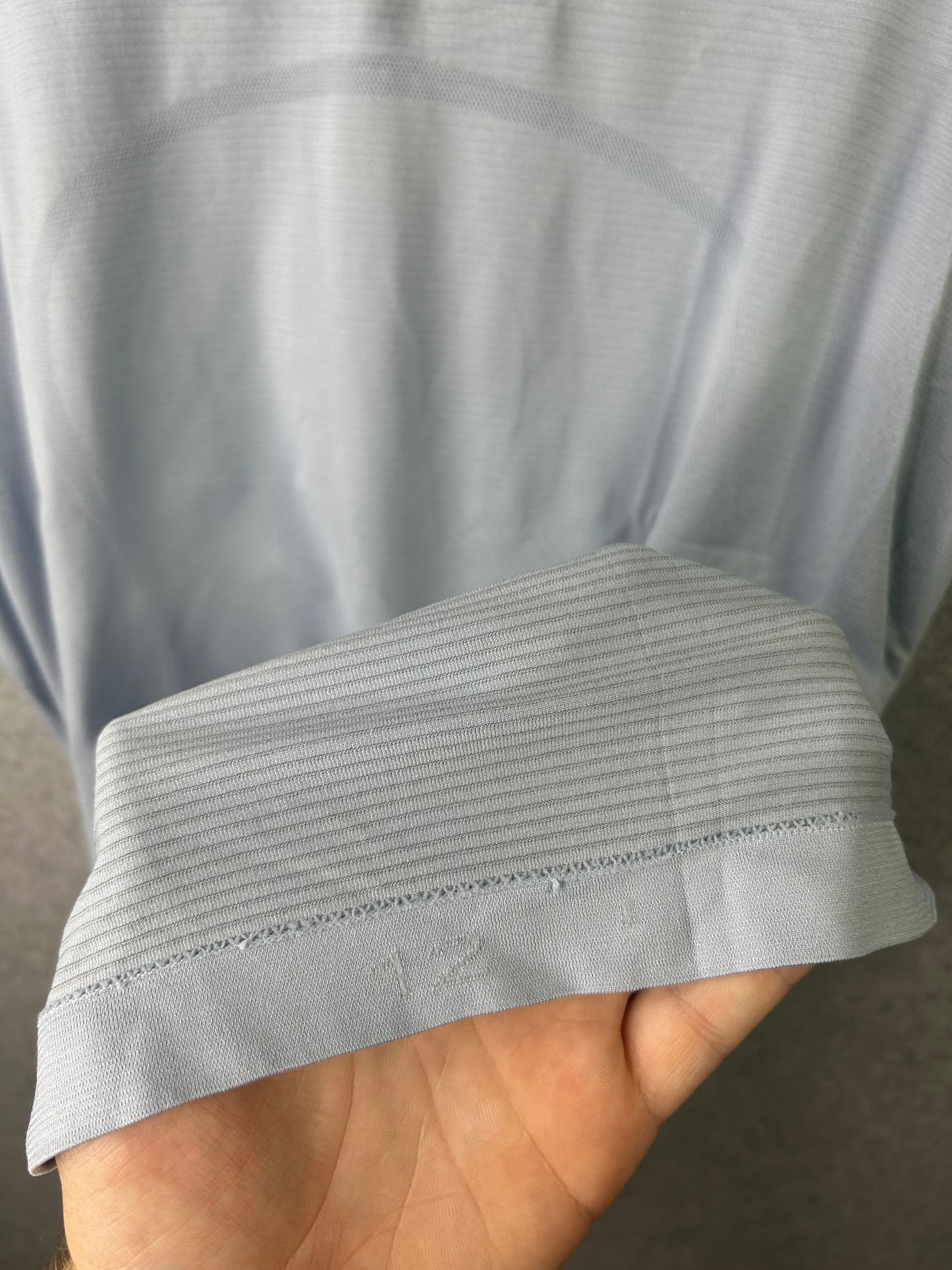 Lululemon Run: Swiftly Tech Short Sleeve Size 12 Caspian Blue