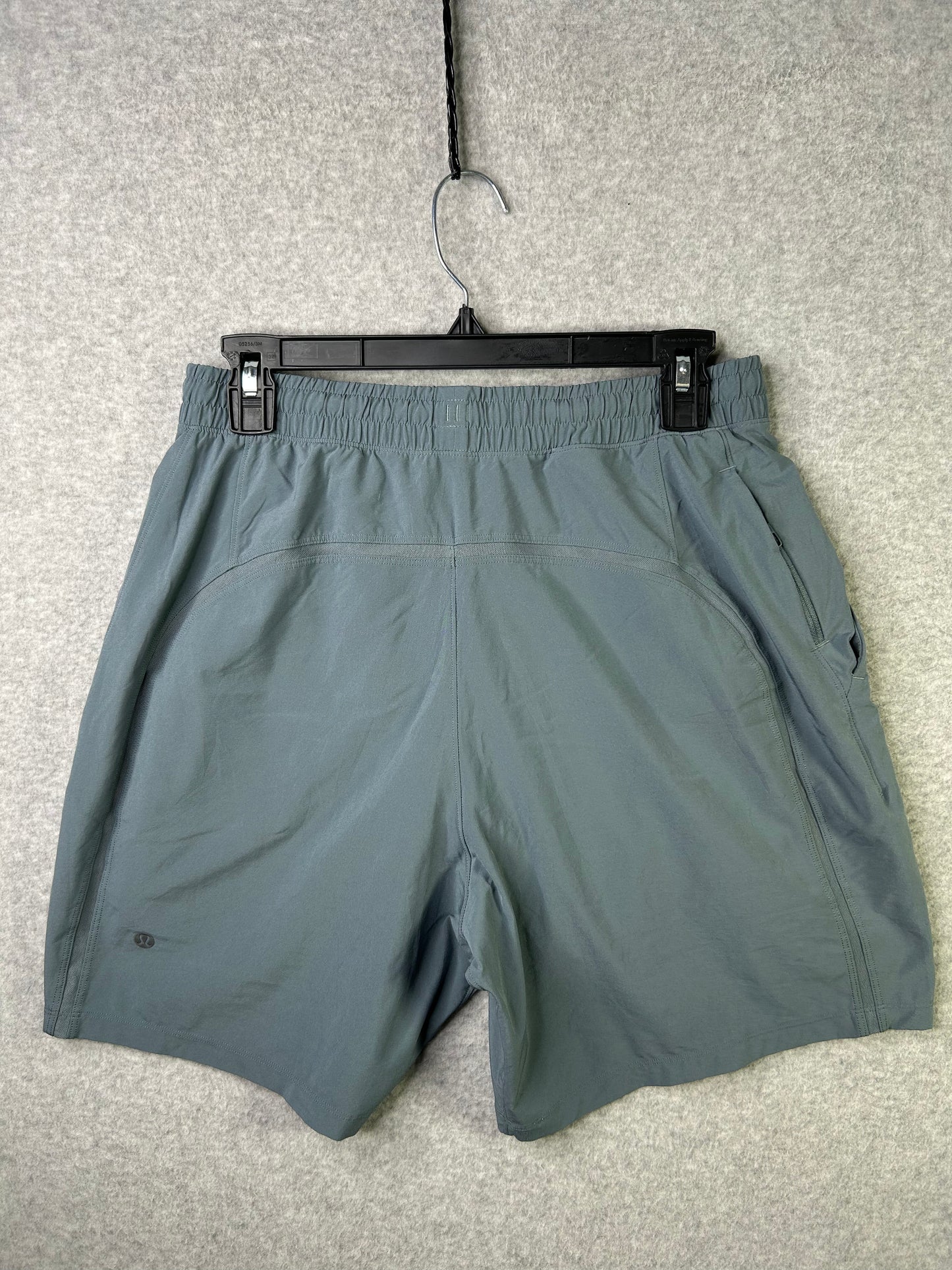 Lululemon Pace Breaker Lined Short 7" Size Medium Gray