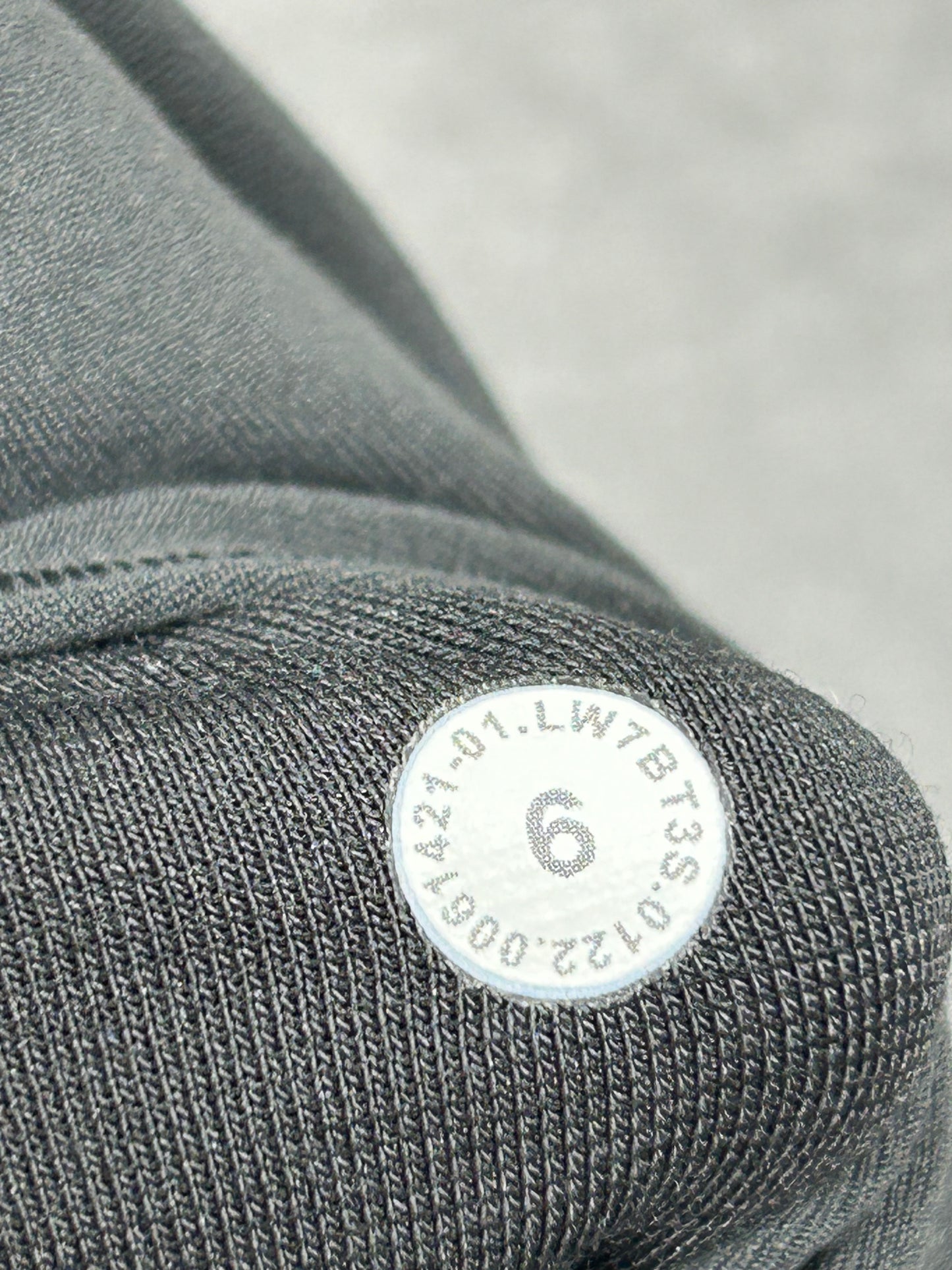 Lululemon Align Short 6" Size 6 Grey Sage