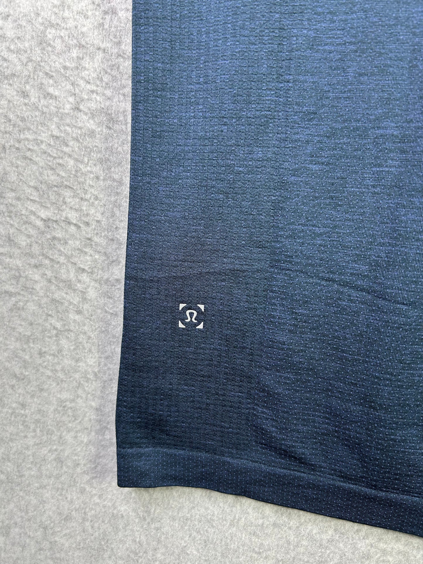 Lululemon Metal Vent Tech Short Sleeve Size Small Mineral Blue