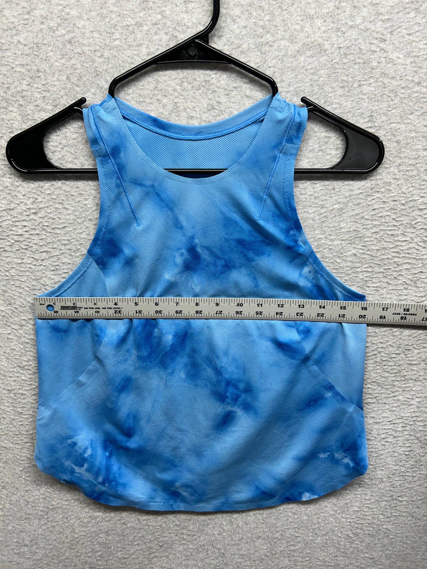 Lululemon Lightweight Run Kit Tank Top Size 8 Tidal Dye Vapor Hawaiian Blue