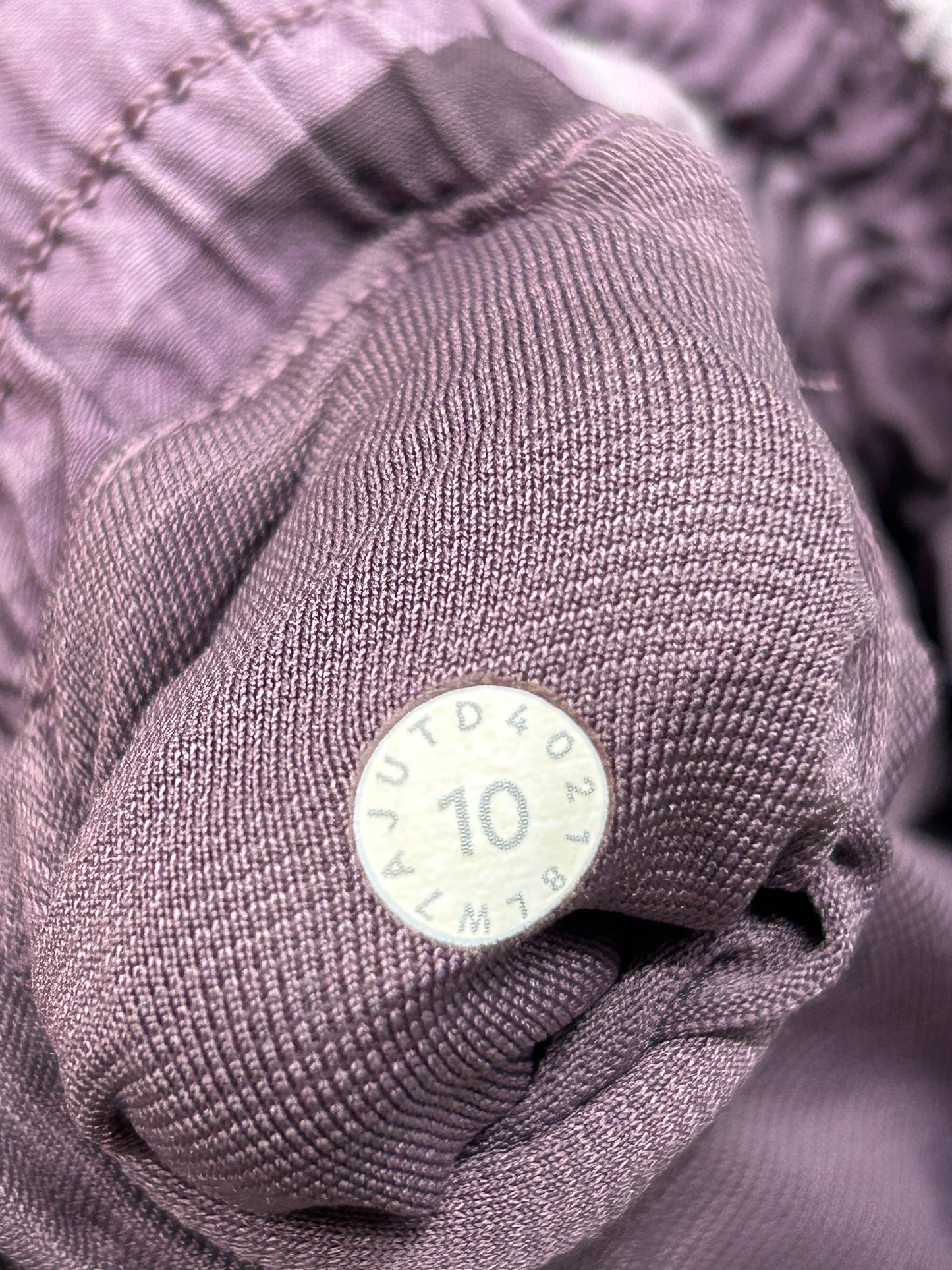 Lululemon Hotty Hot Short II 4" Size 10 Shadowed Smoked Mullberry