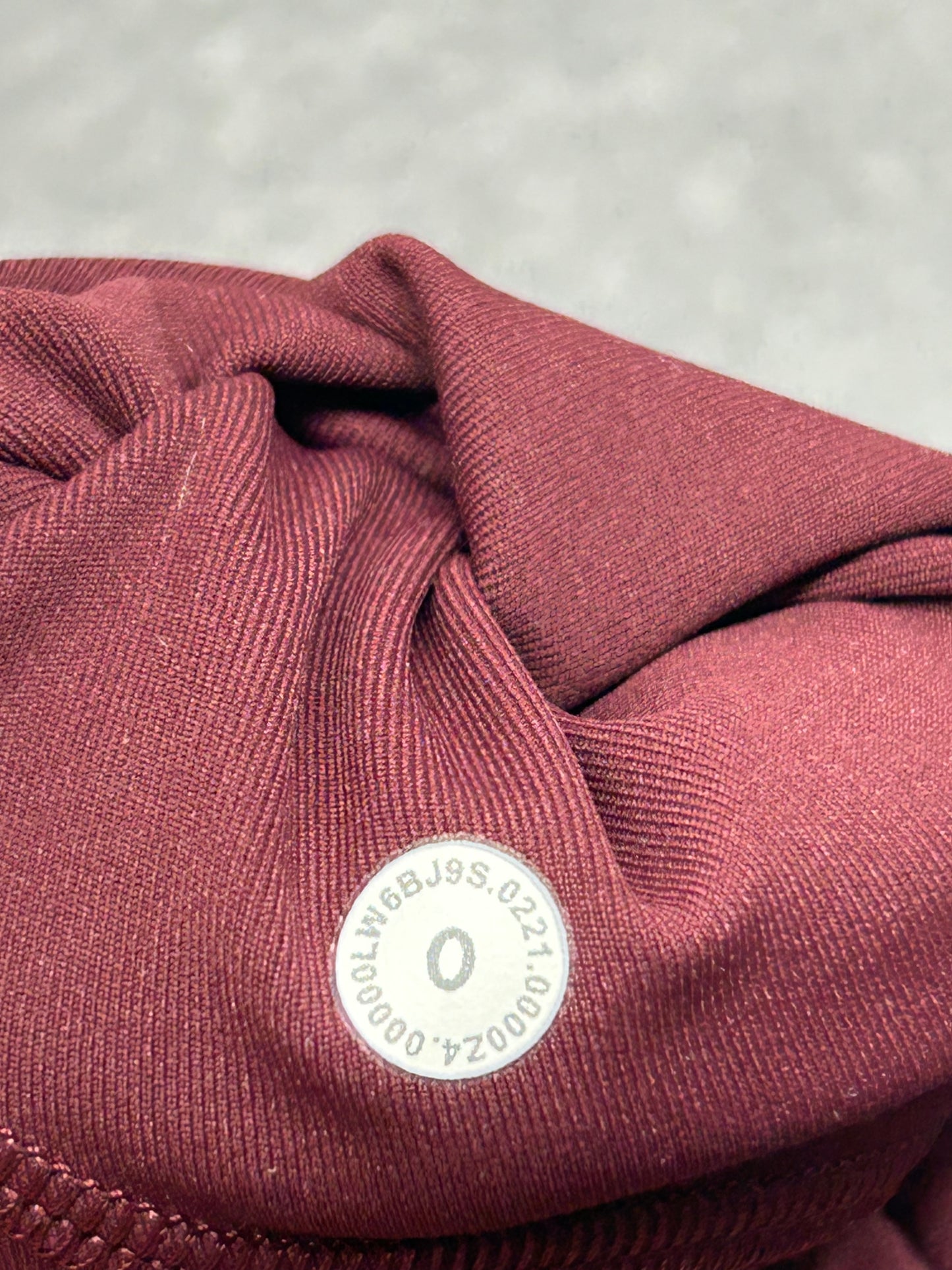 Lululemon Swift Speed High-Rise Crop 21" Size 0 Mulled Wine