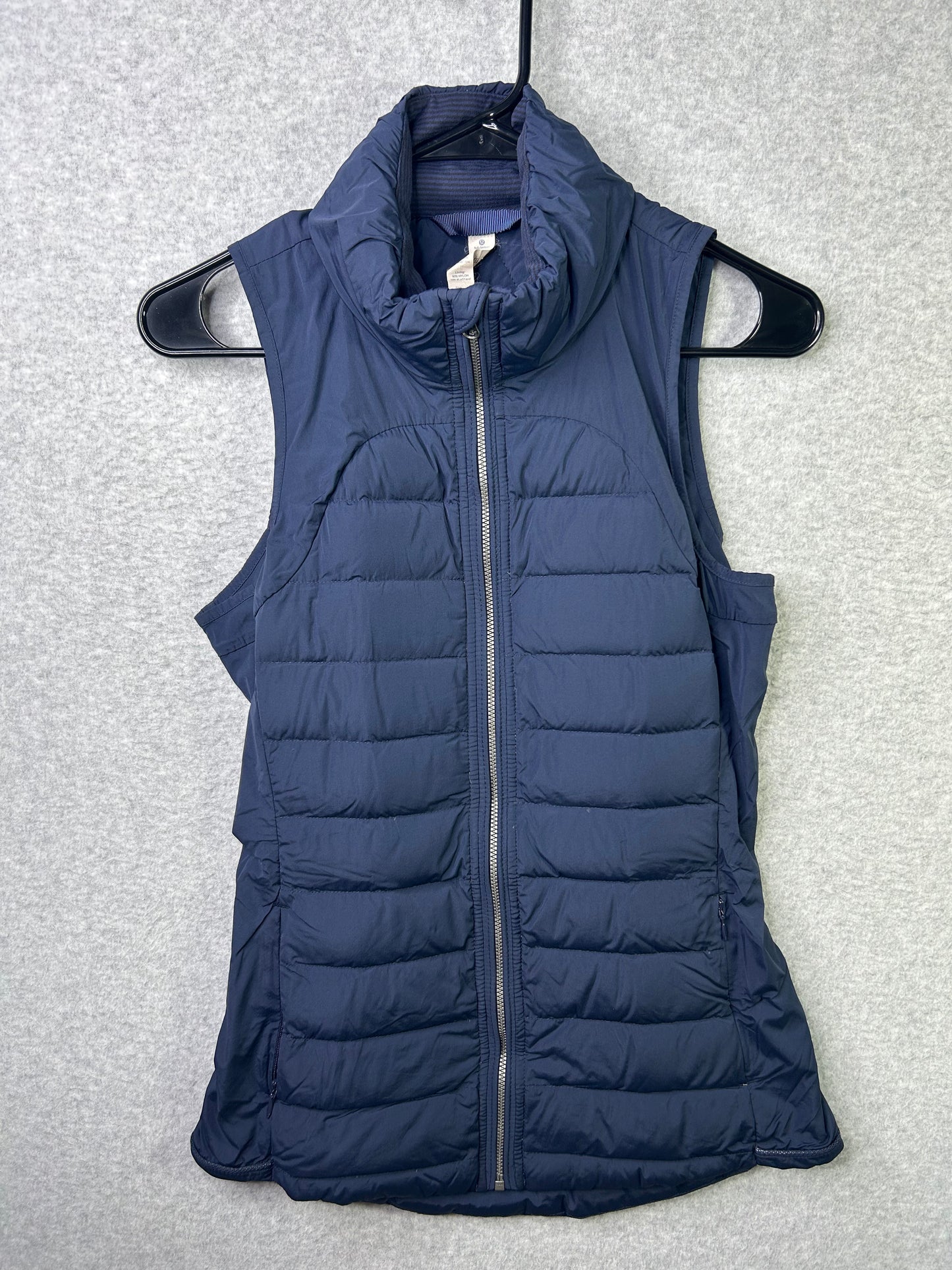 Lululemon Fluffed Up Vest Size 4 Inkwell