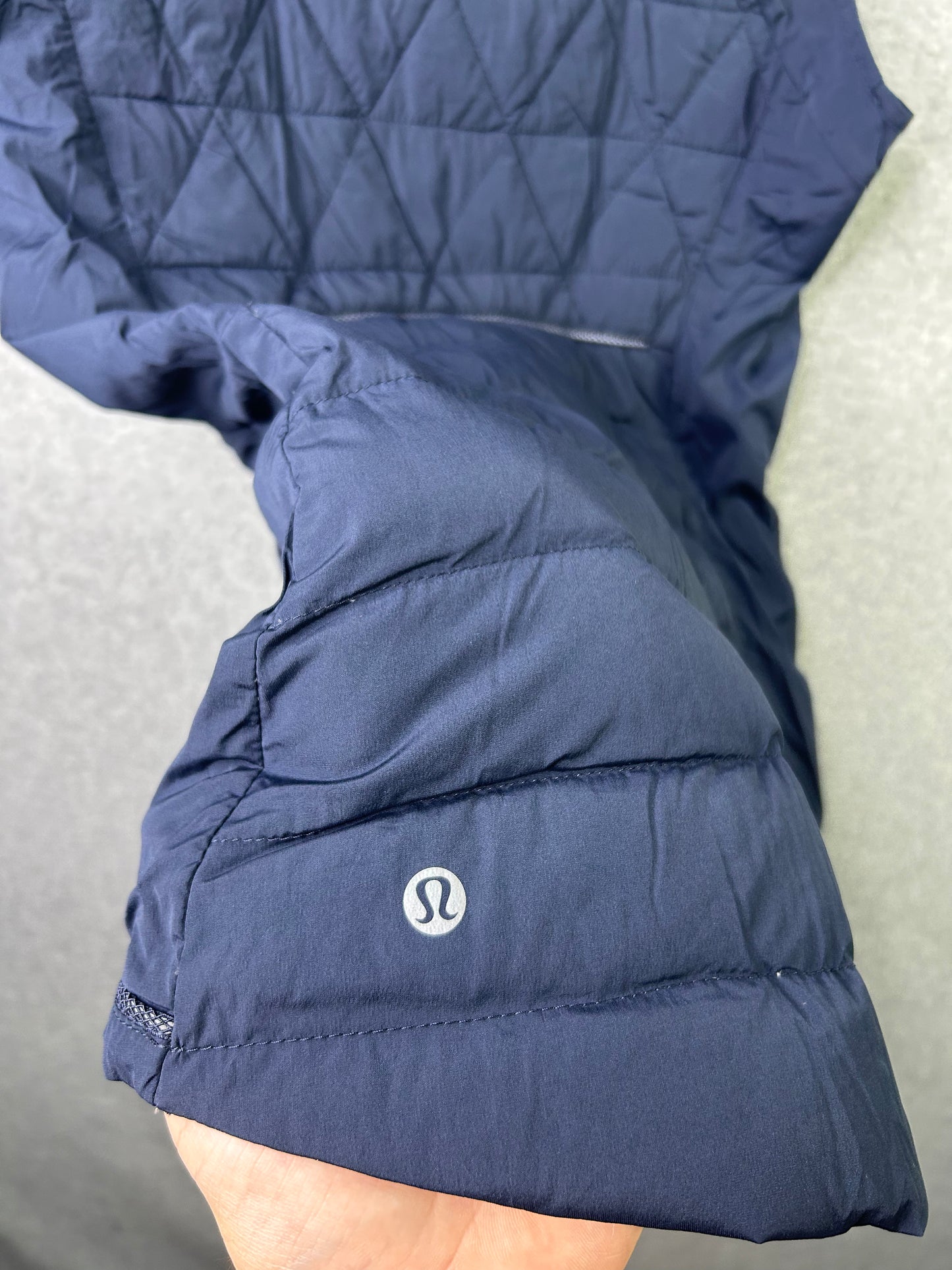 Lululemon Fluffed Up Vest Size 4 Inkwell
