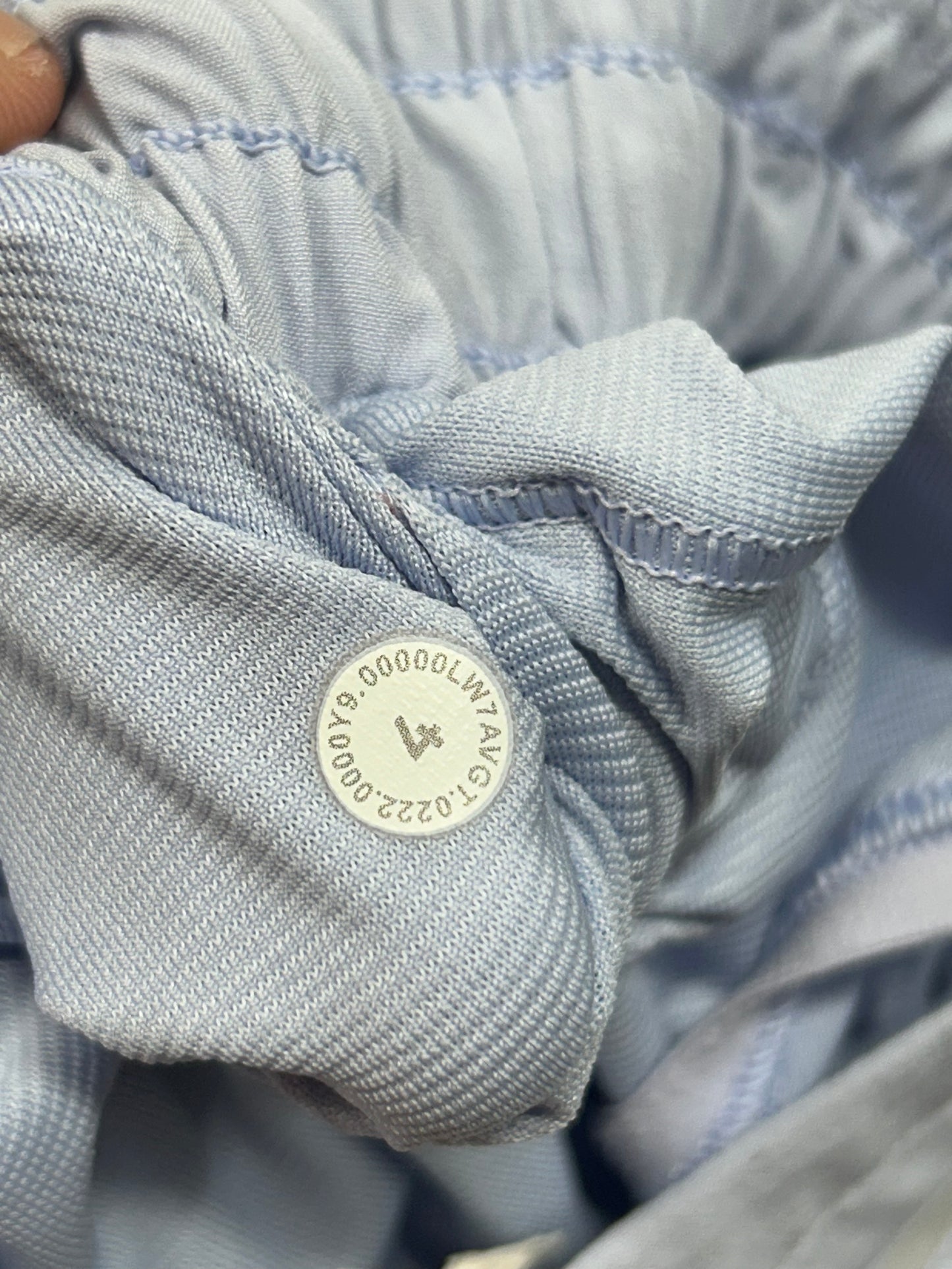 Lululemon Hotty Hot Low-Rise Lined Short 4" Size 4 Pastel Blue