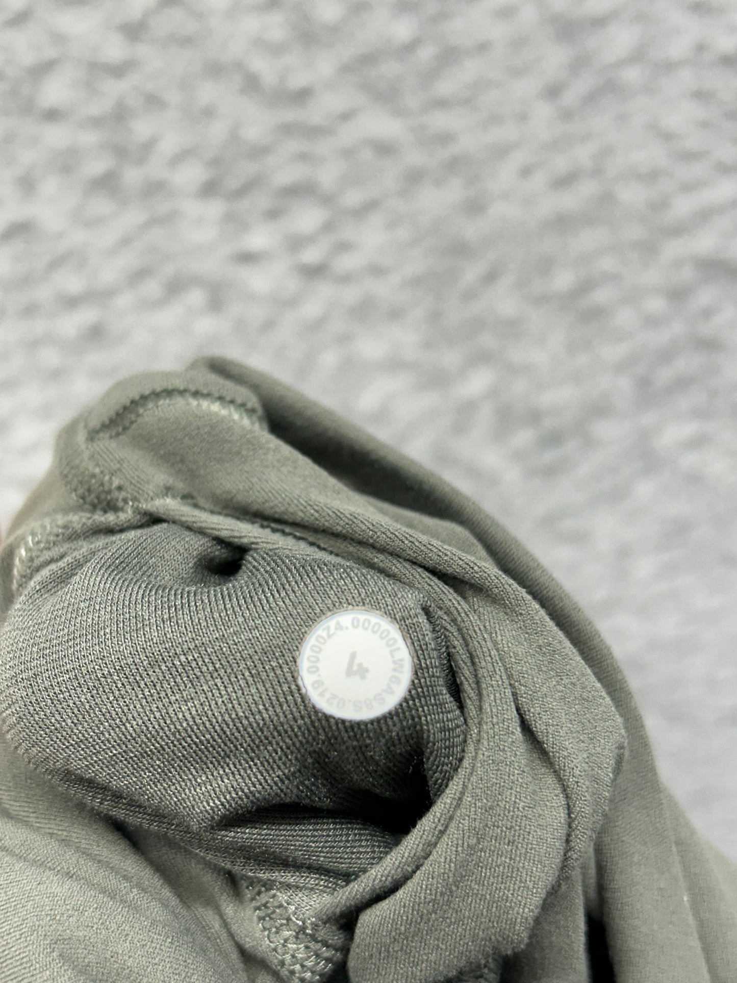 Lululemon Align Crop 21" Size 4 Grey Sage