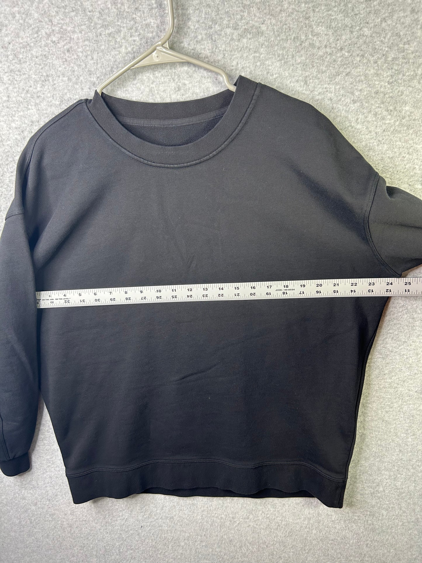 Lululemon Perfectly Oversized Crew Size 6? Black