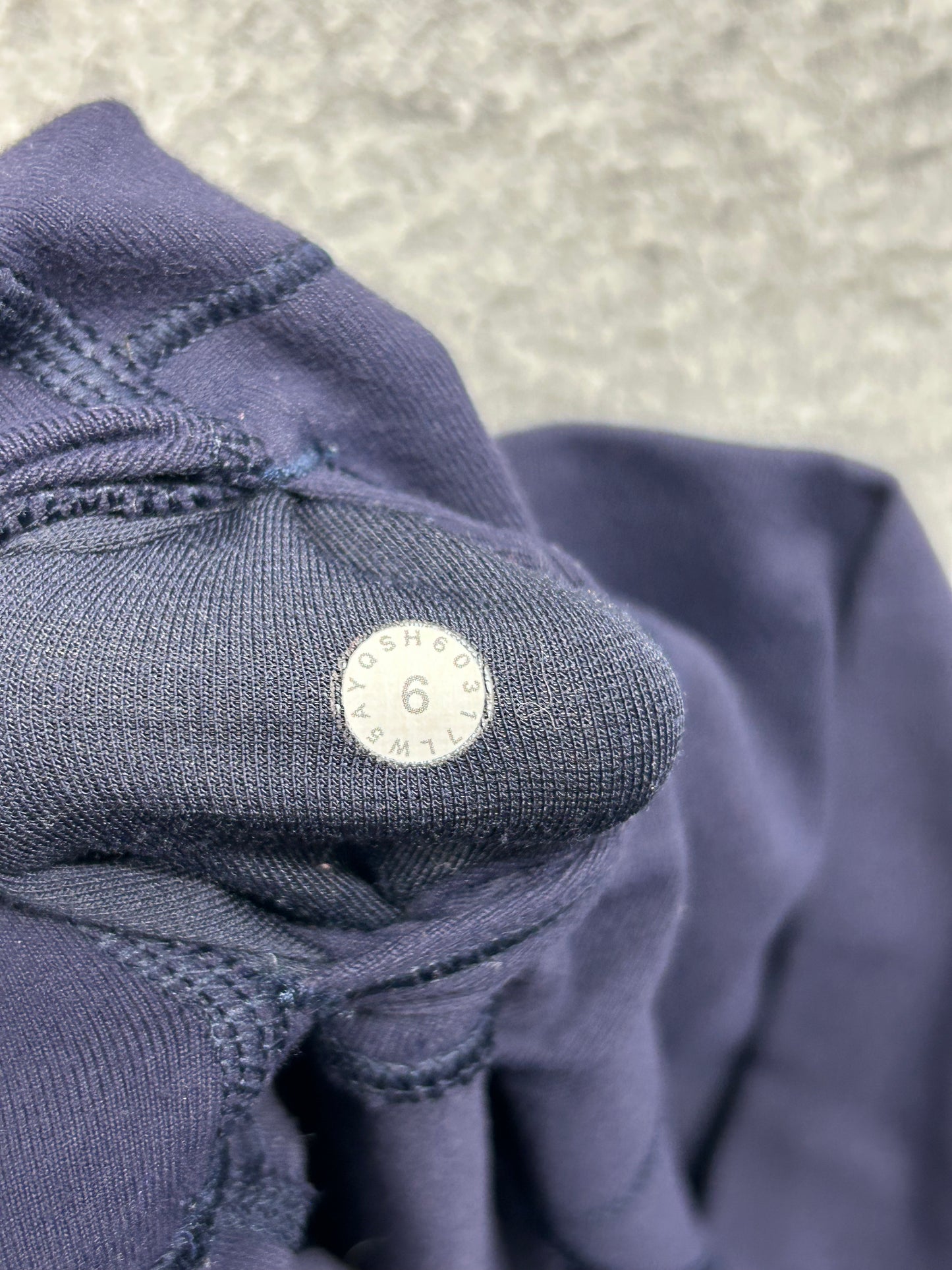 Lululemon Throw Back Pant 33" Size 6 Midnight Navy