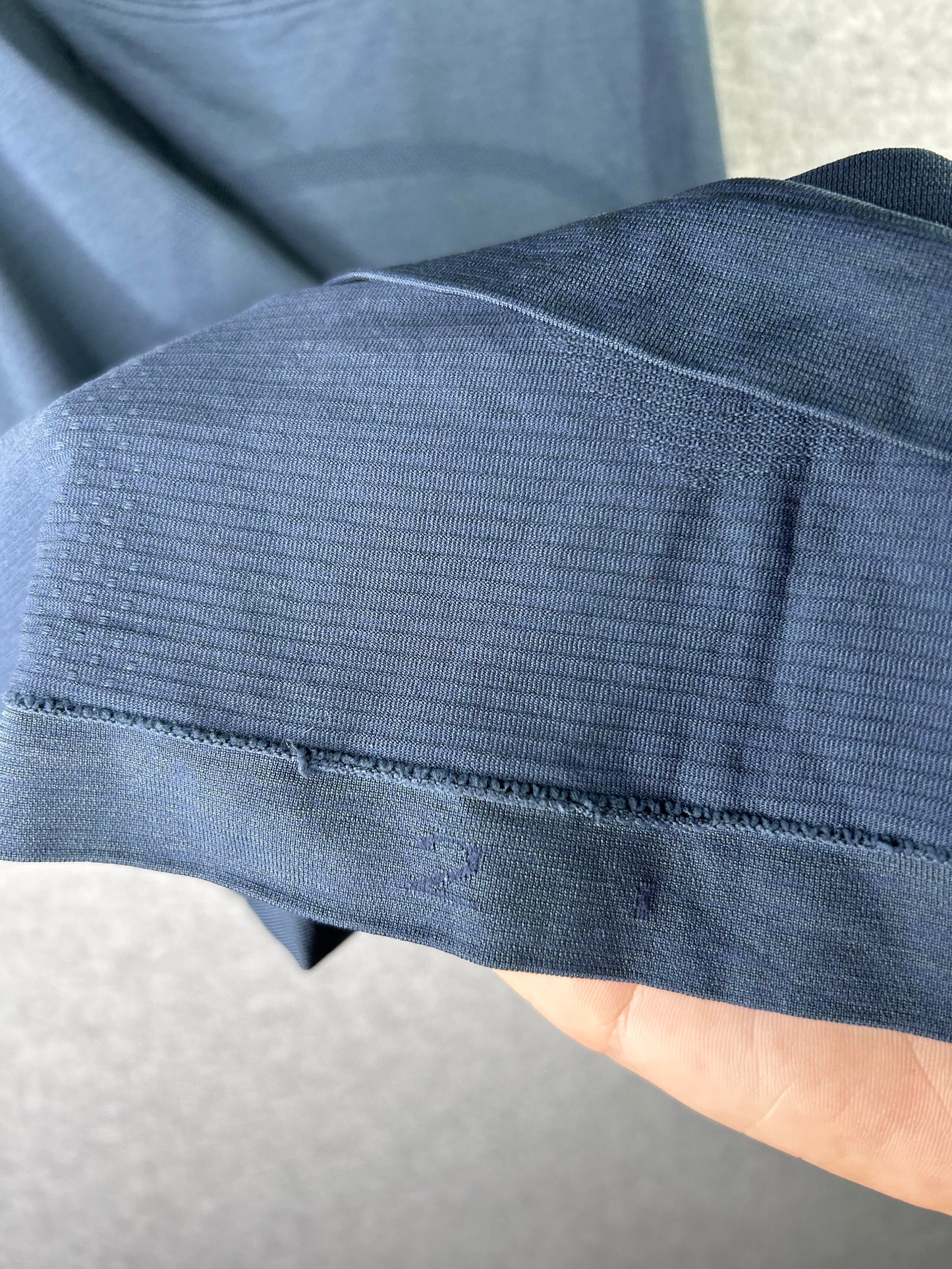 Lululemon Swiftly Tech Racerback Size 2 Blue Teal