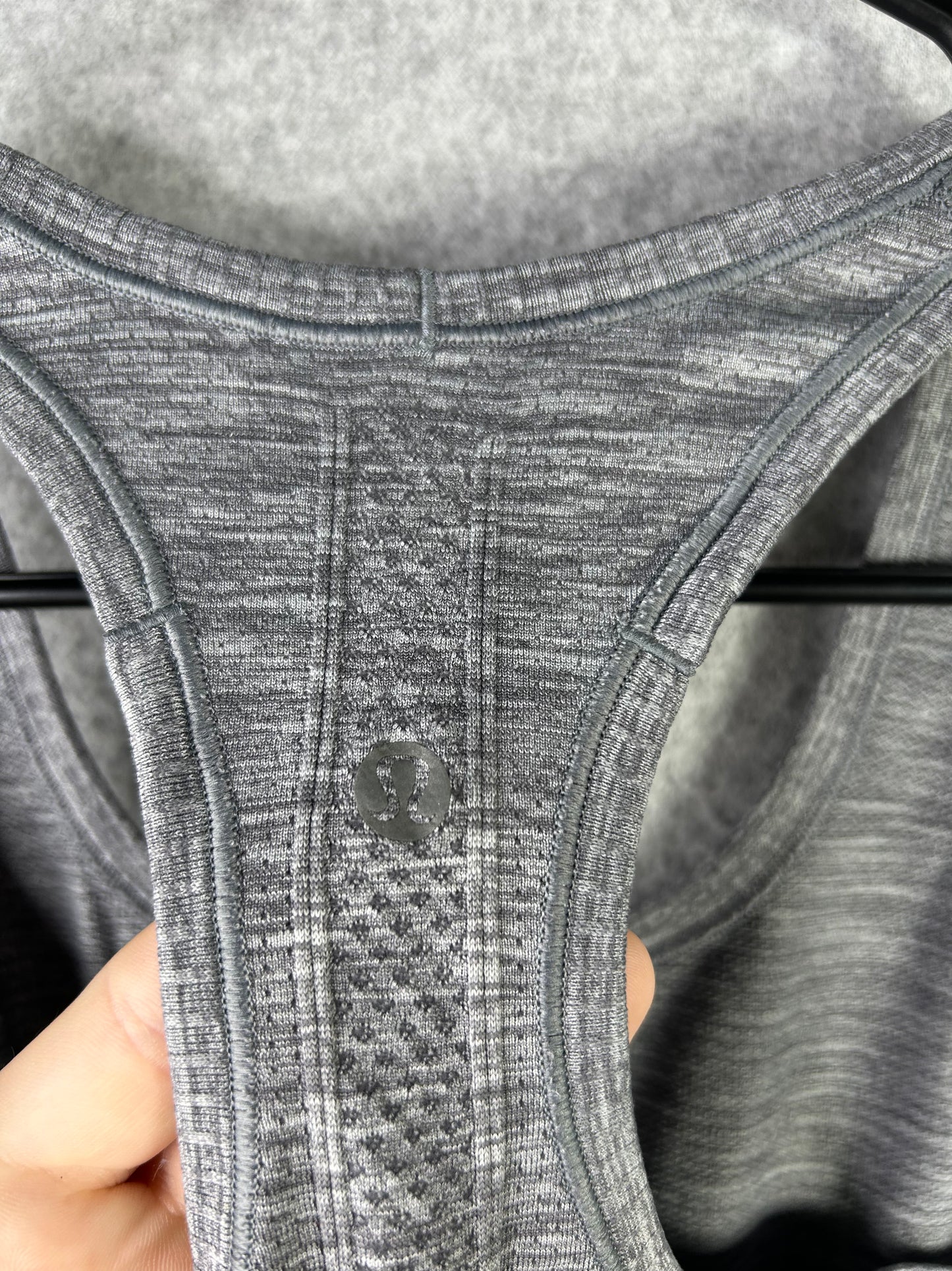 Lululemon Swiftly Tech Racerback Size 4 Heathered Slate