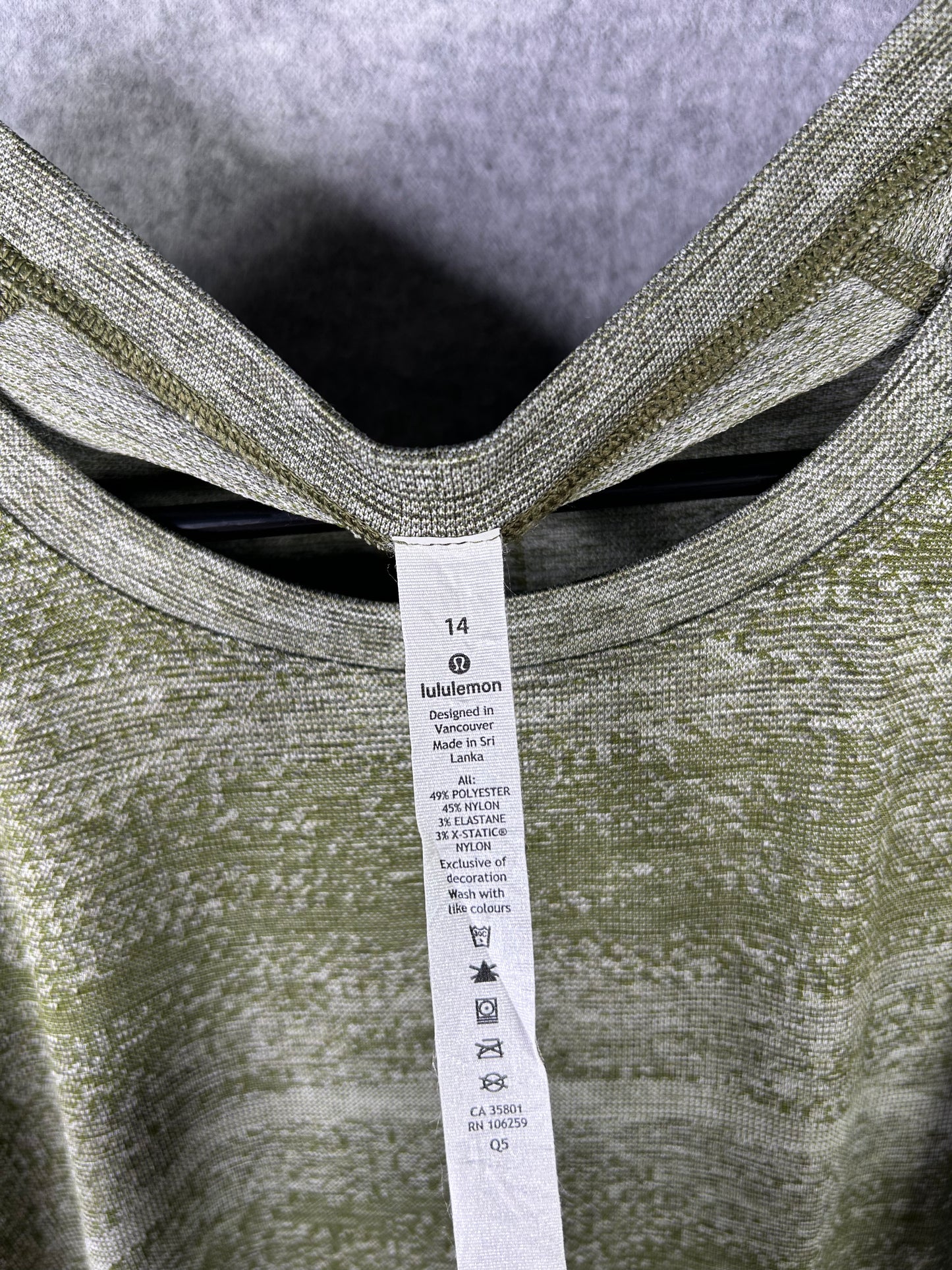 Lululemon Swiftly Speed Short Sleeve Size 14 Everglades Field Green