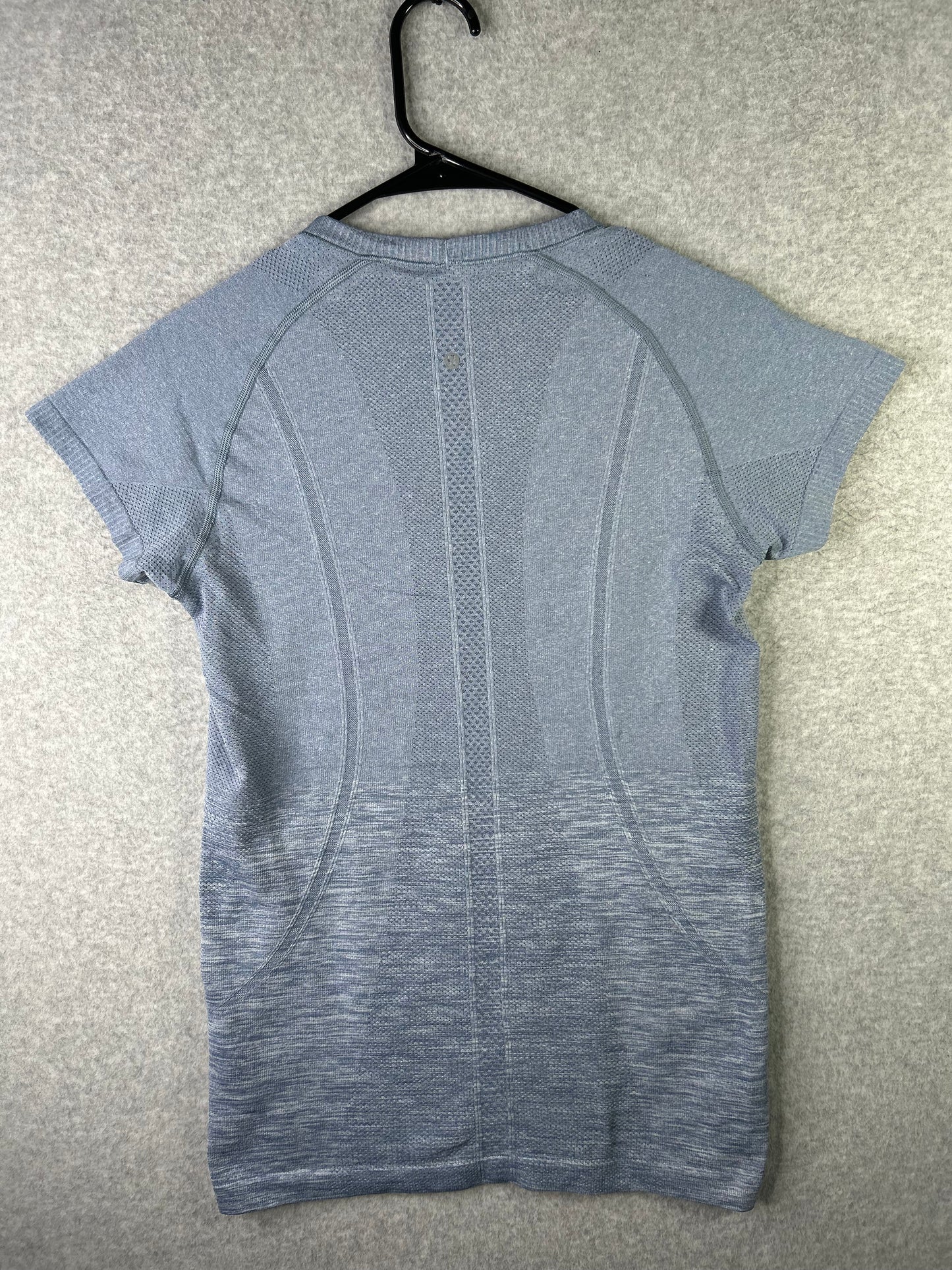 Lululemon Swiftly Tech Short Sleeve Crew Size 8 Heathered Hero Blue