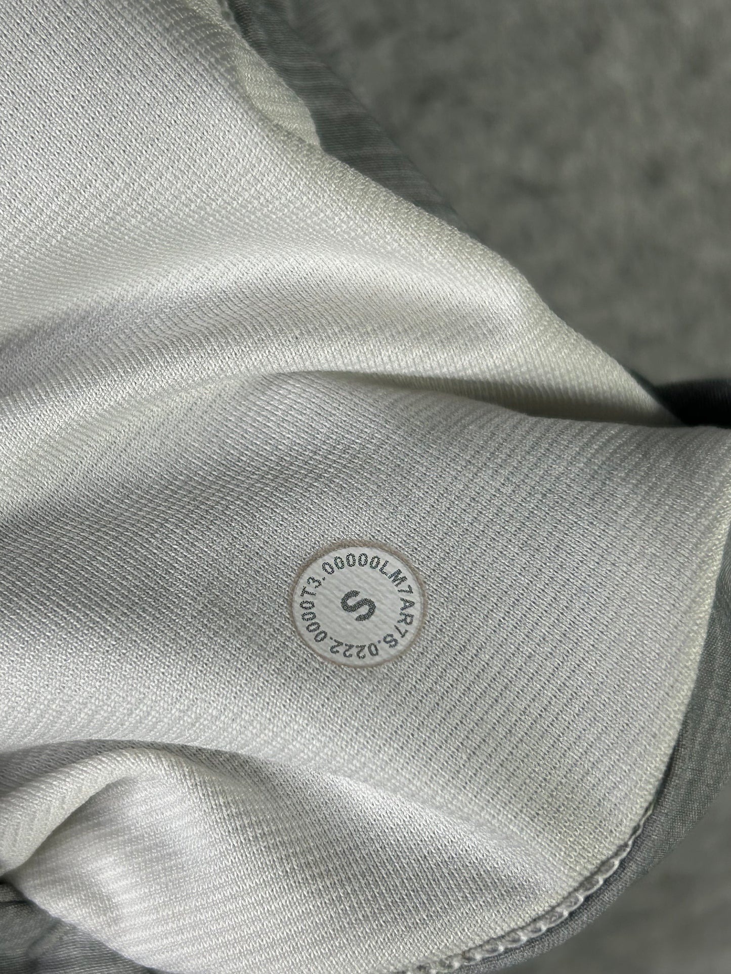 Lululemon Pace Breaker Short Linerless 7" Size Small Heather Allover Sea Salt Light Cast