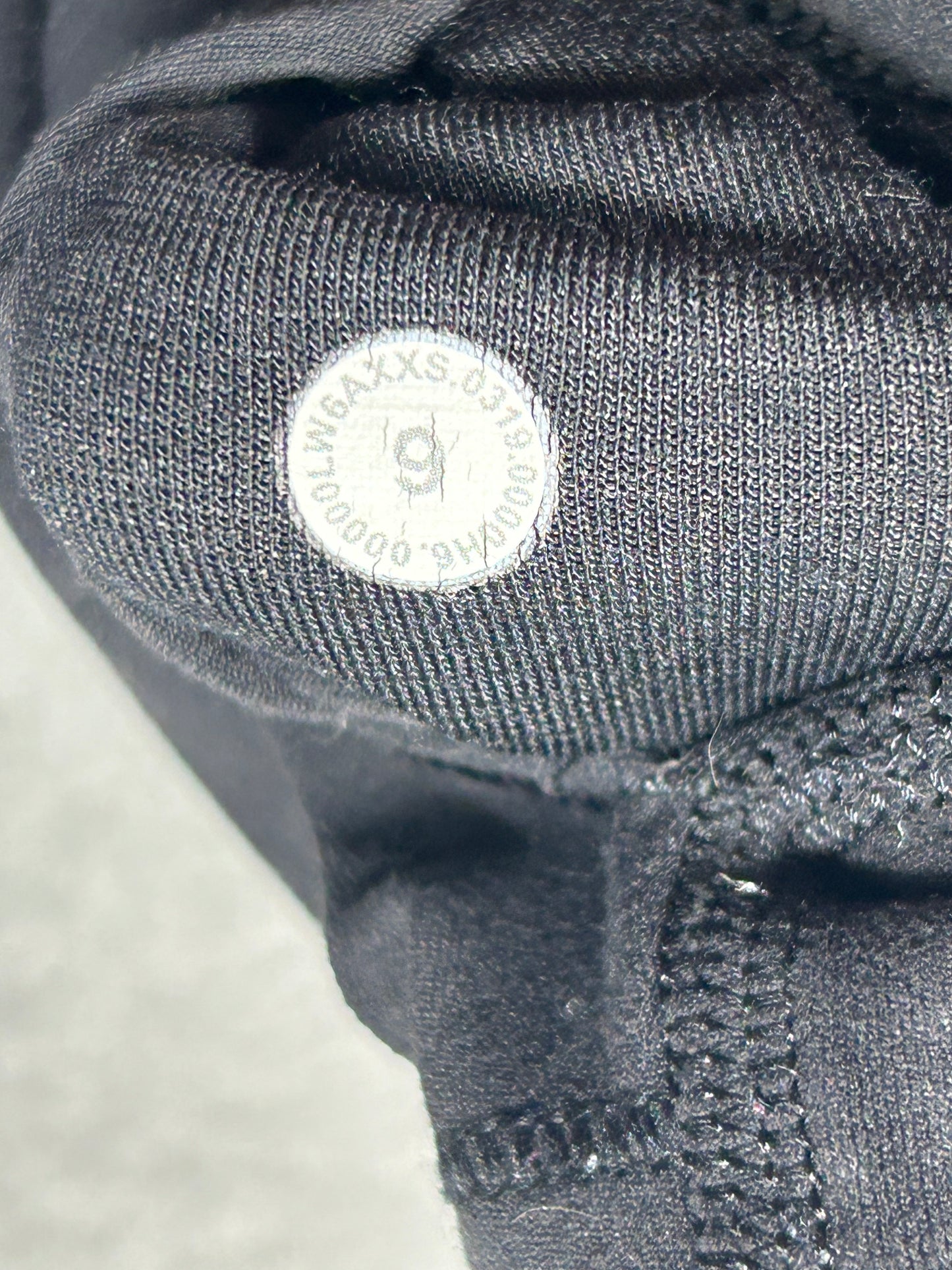 Lululemon Align Crop 21" Size 6 Formulate Emboss Black