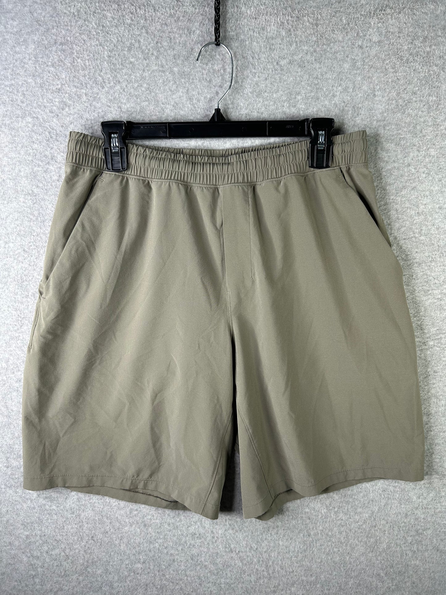 Lululemon Pace Breaker Lined Short 9" Size M Rover