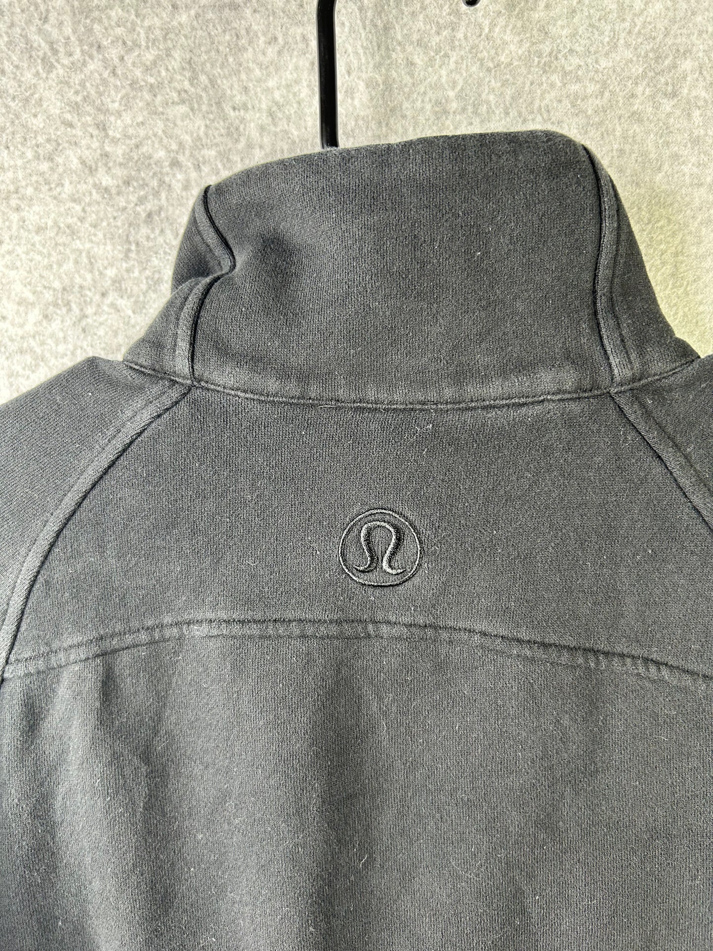 Lululemon Scuba Oversized Funnel Neck Shirt Size XS/S Black