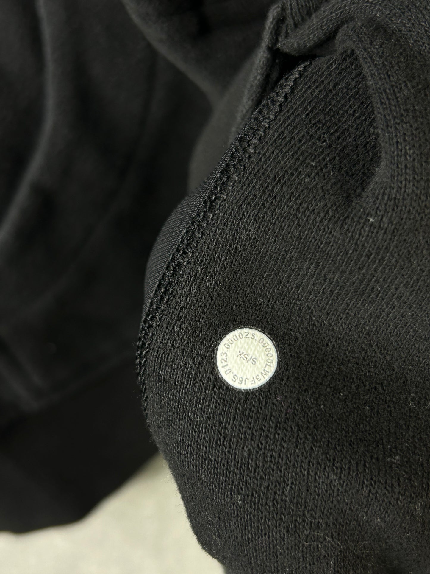 Lululemon Scuba Oversized Funnel Neck Shirt Size XS/S Black